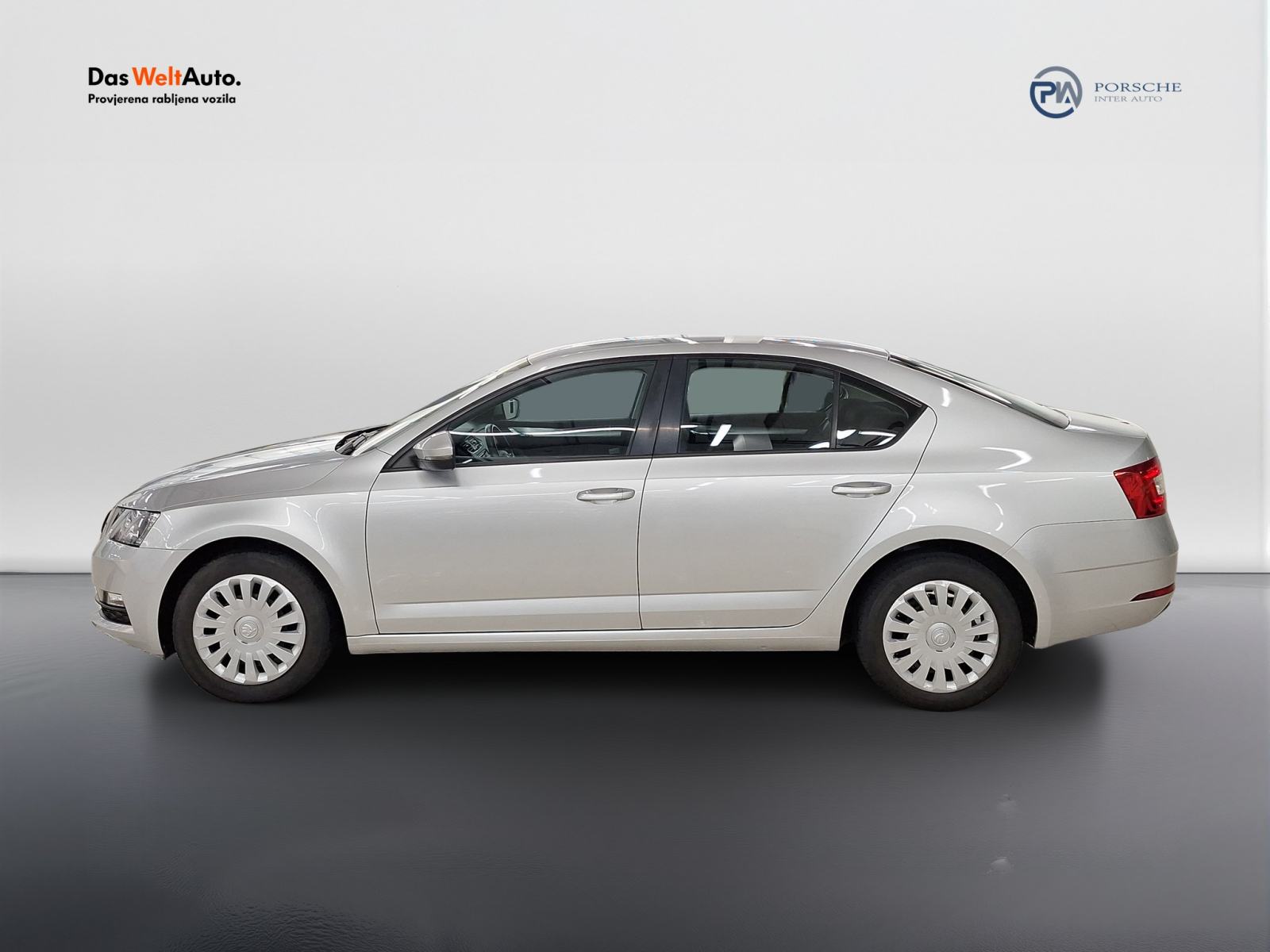 Škoda Octavia 1.6 TDI Ambition, fotografija 8