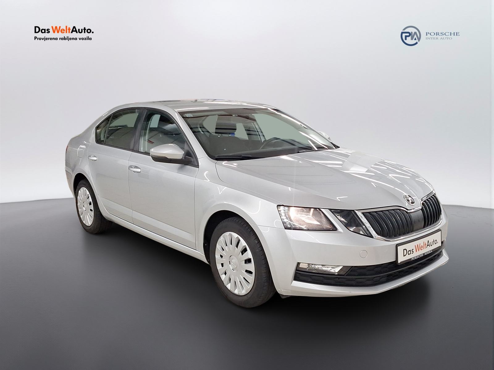 Škoda Octavia 1.6 TDI Ambition, fotografija 3