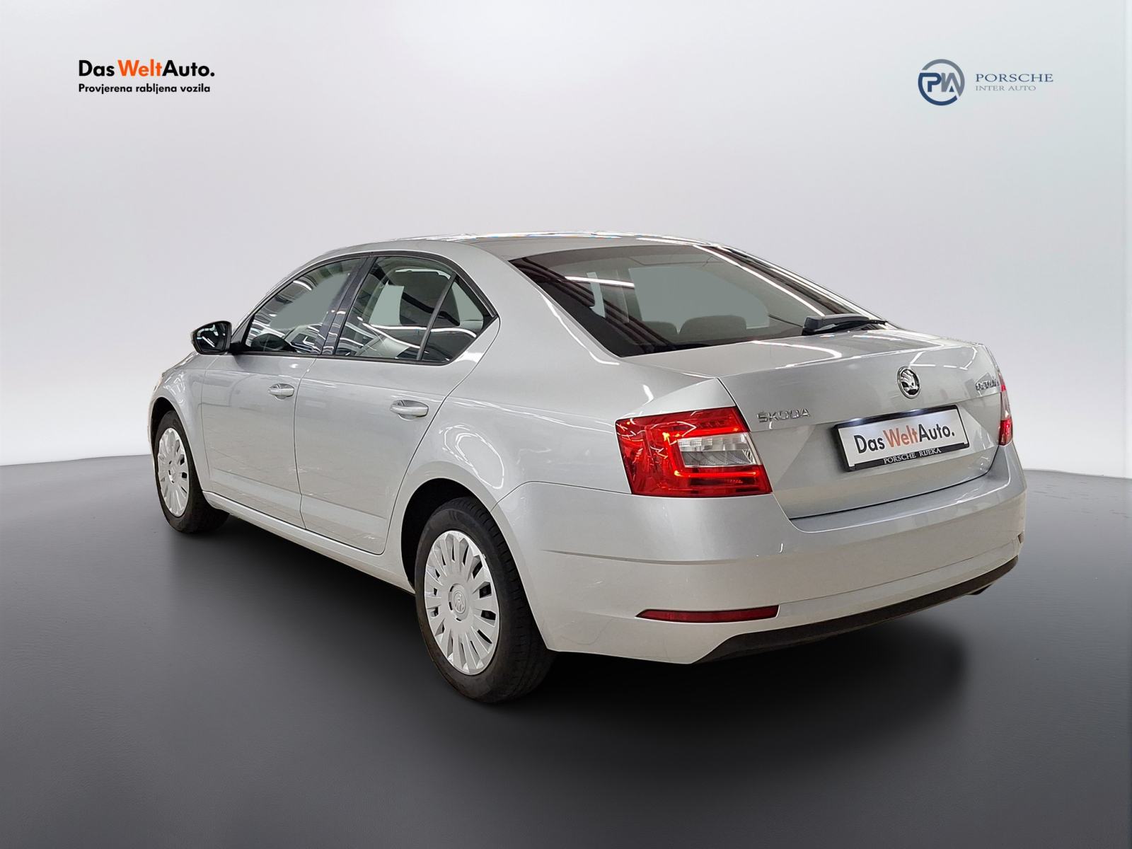 Škoda Octavia 1.6 TDI Ambition, fotografija 7