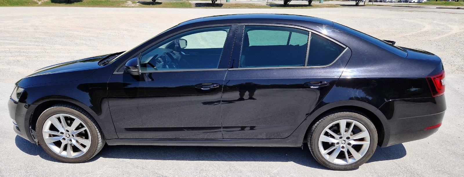 Škoda Octavia 1,6 TDI DSG STYLE ***HITNO, fotografija 7