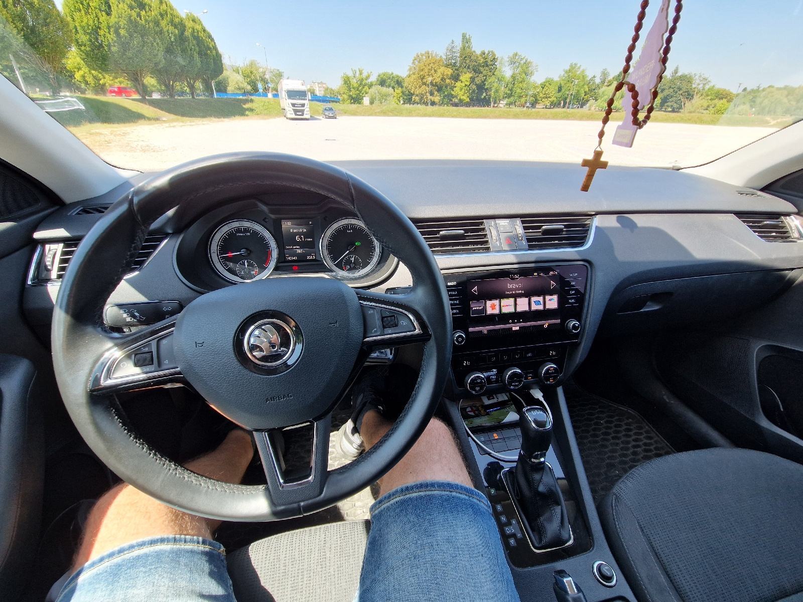 Škoda Octavia 1,6 TDI DSG STYLE ***HITNO, fotografija 9