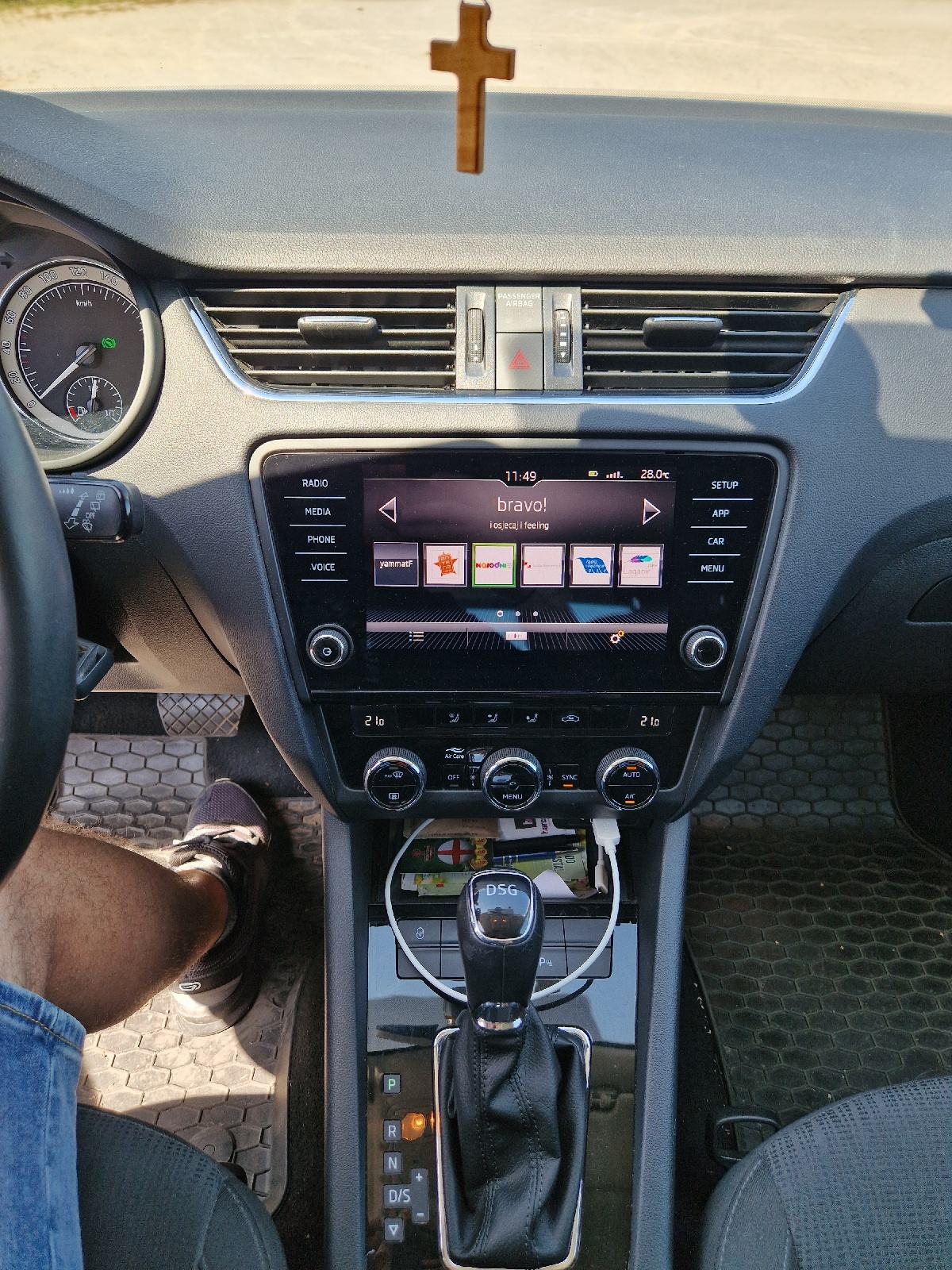 Škoda Octavia 1,6 TDI DSG STYLE ***HITNO, fotografija 14