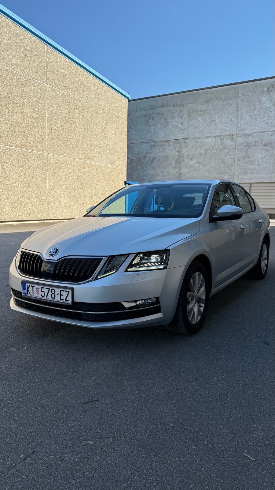 Škoda Octavia 1,6 TDI DSG automatik, fotografija 1