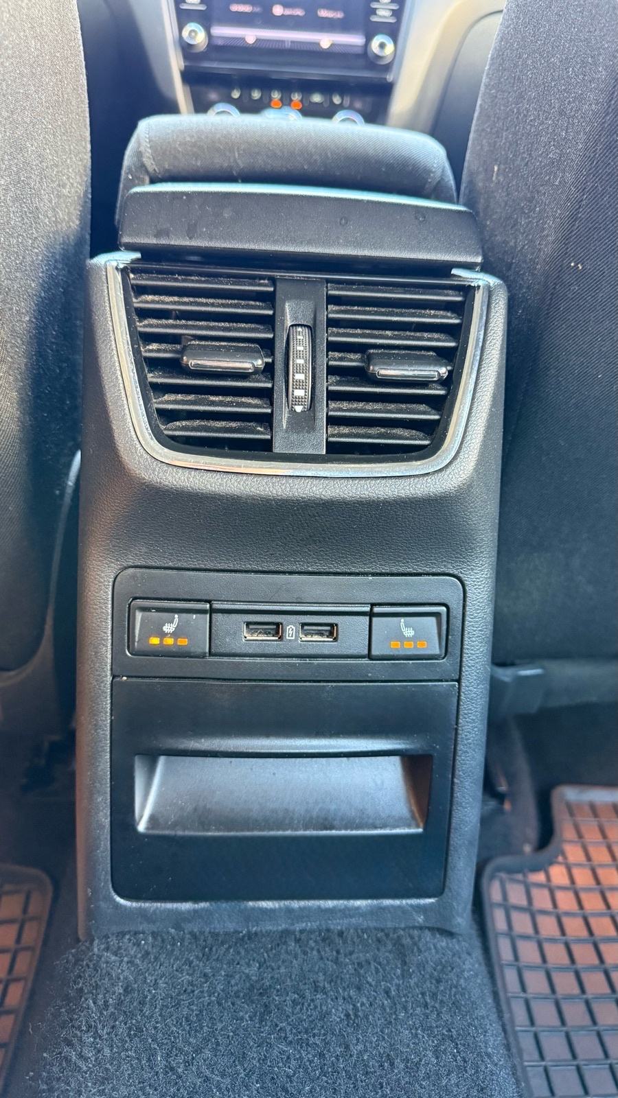 Škoda Octavia 1,6 TDI DSG automatik, fotografija 17