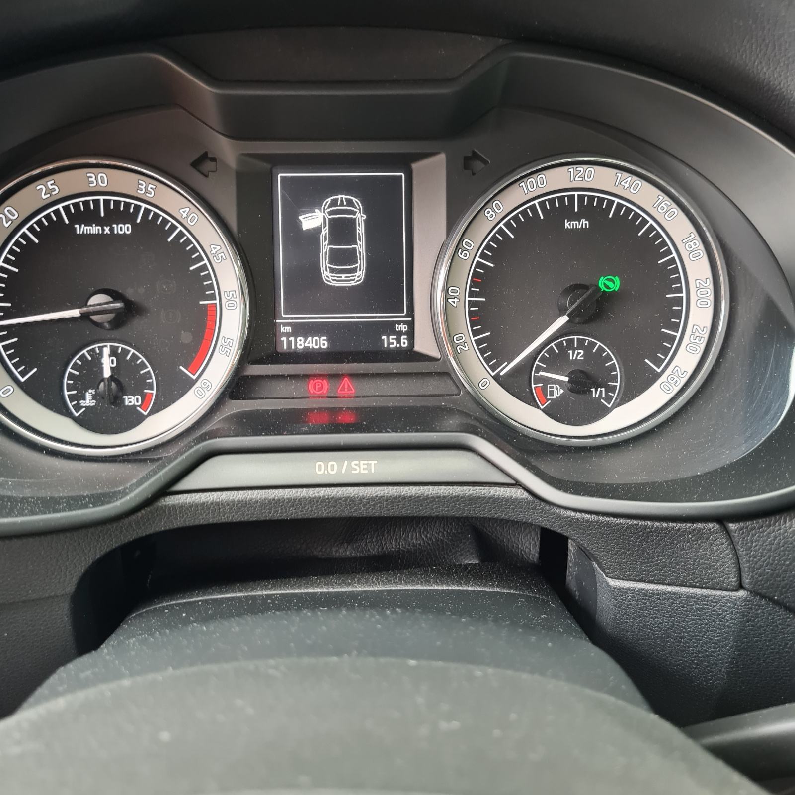 Škoda Octavia 1,6 TDI DSG automatik, fotografija 15