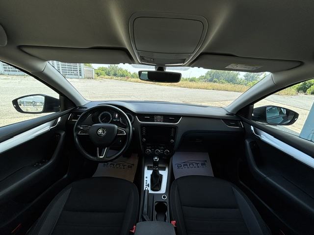Škoda Octavia 1,6 TDI DSG, REG 9/26, navi, servis motora i mjenjača, fotografija 11