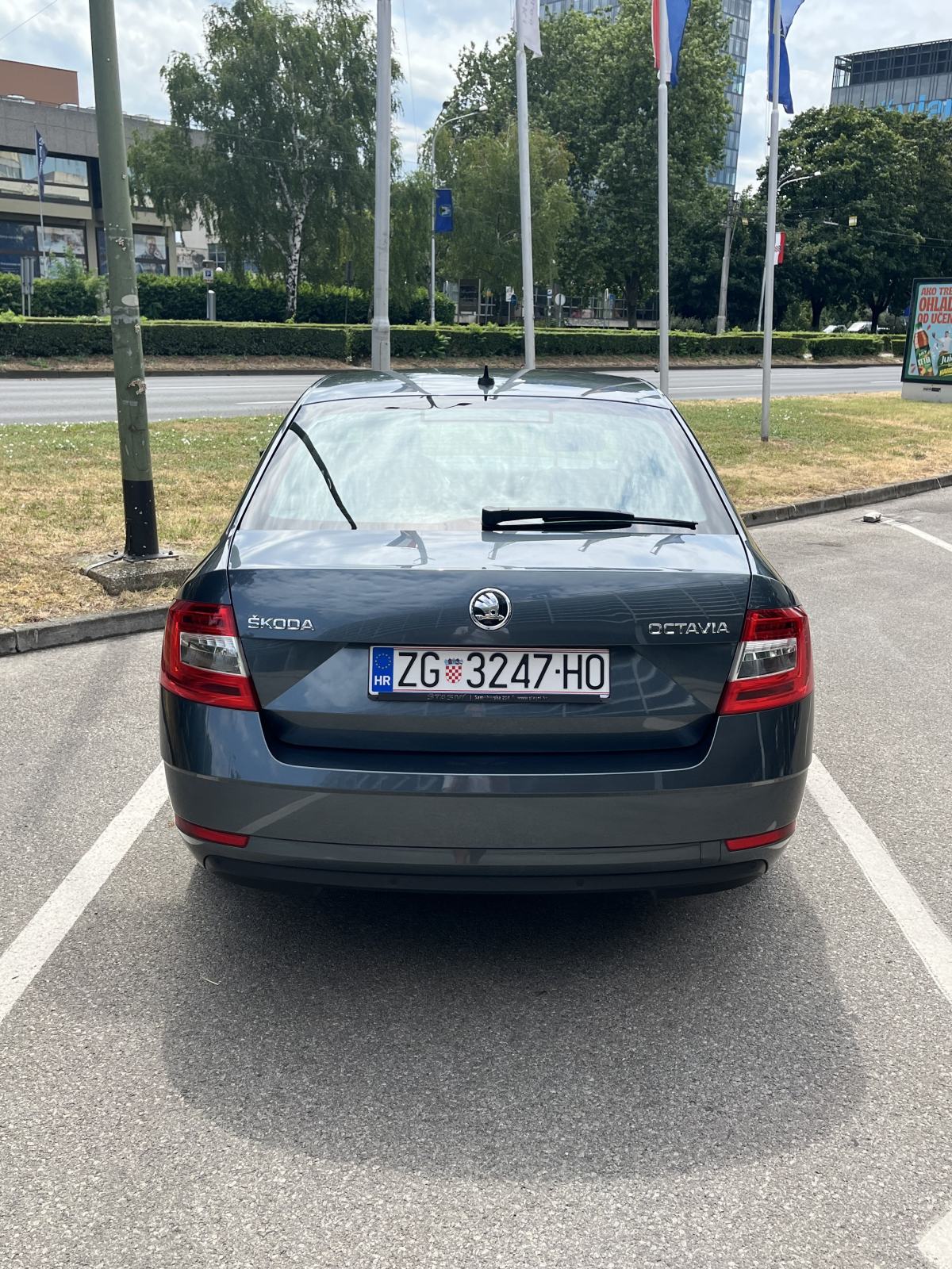 Škoda Octavia 1.6 TDI EDITION 1.vlasnik 70tkm, fotografija 6
