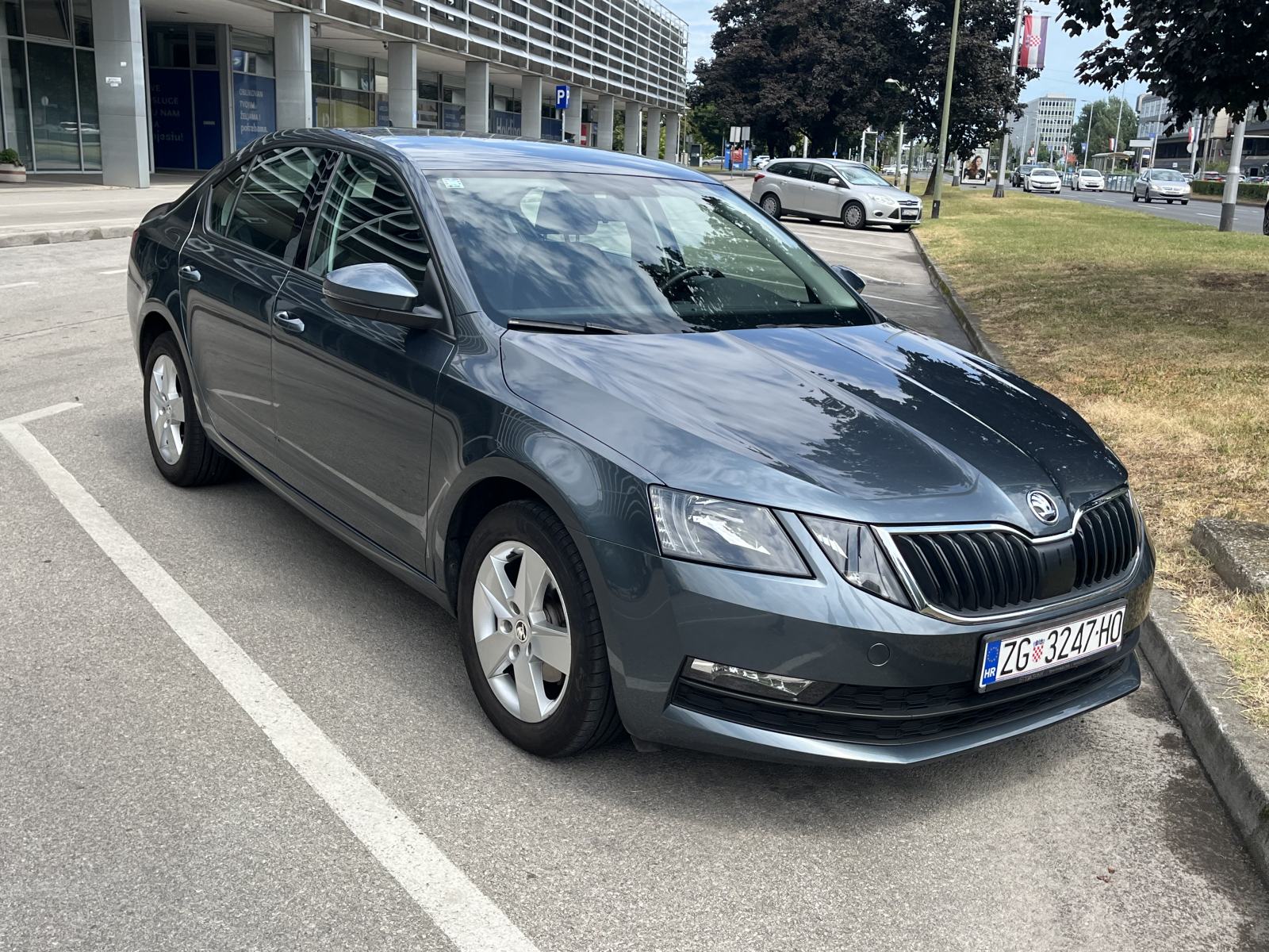 Škoda Octavia 1.6 TDI EDITION 1.vlasnik 70tkm, fotografija 3