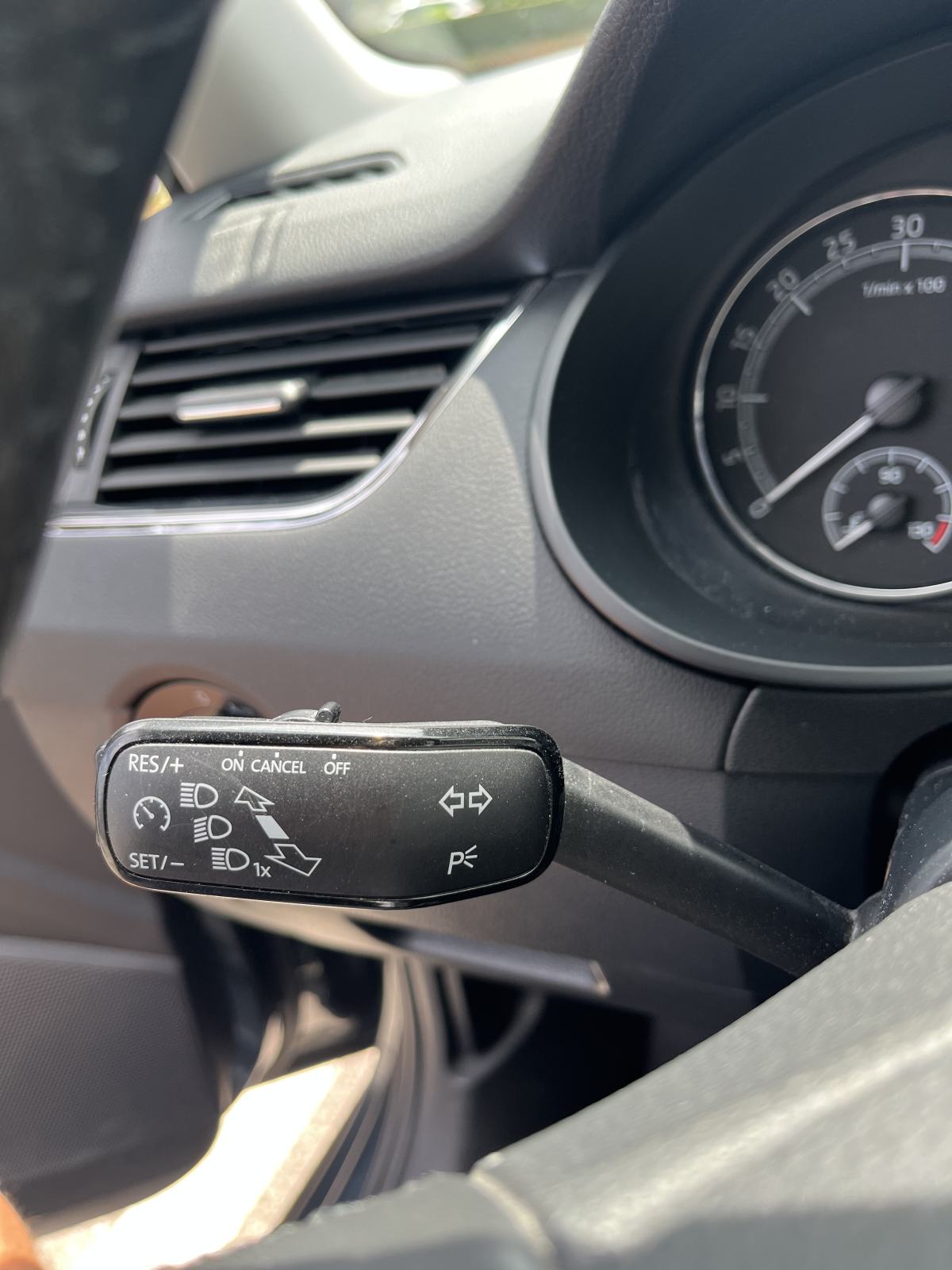 Škoda Octavia 1.6 TDI EDITION 1.vlasnik 70tkm, fotografija 14