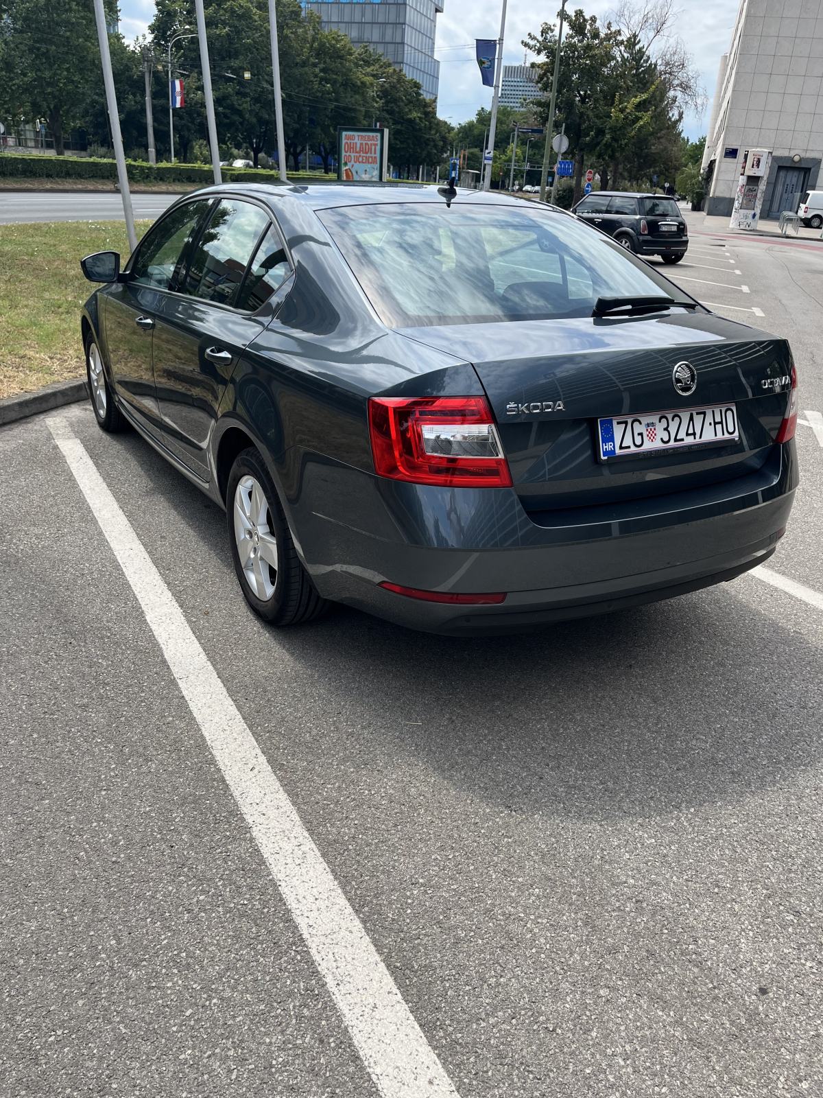 Škoda Octavia 1.6 TDI EDITION 1.vlasnik 70tkm, fotografija 8