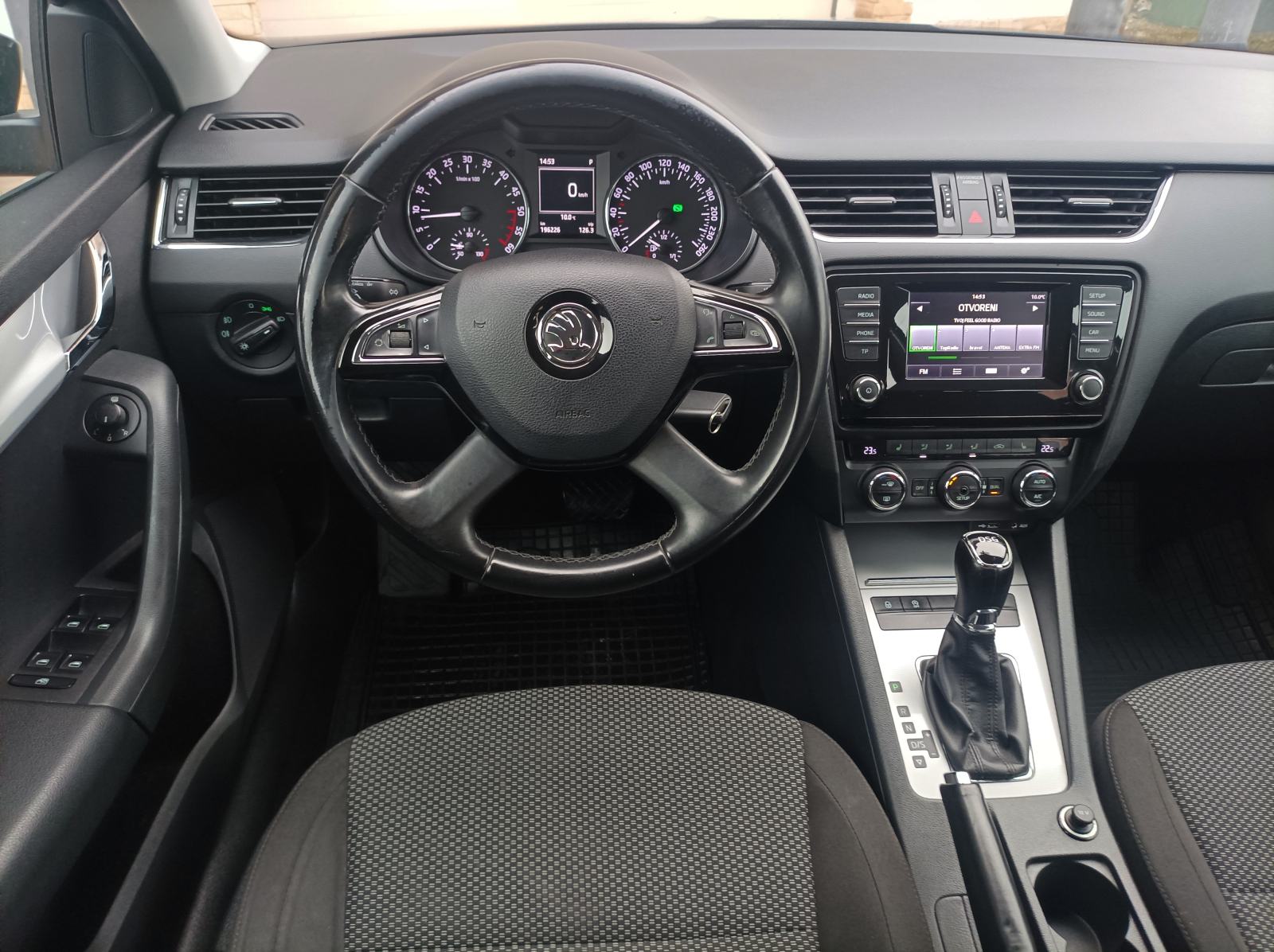 Škoda Octavia 1.6 TDi ELEGANCE, automatik DSG, REG. DO 02/2027, fotografija 6