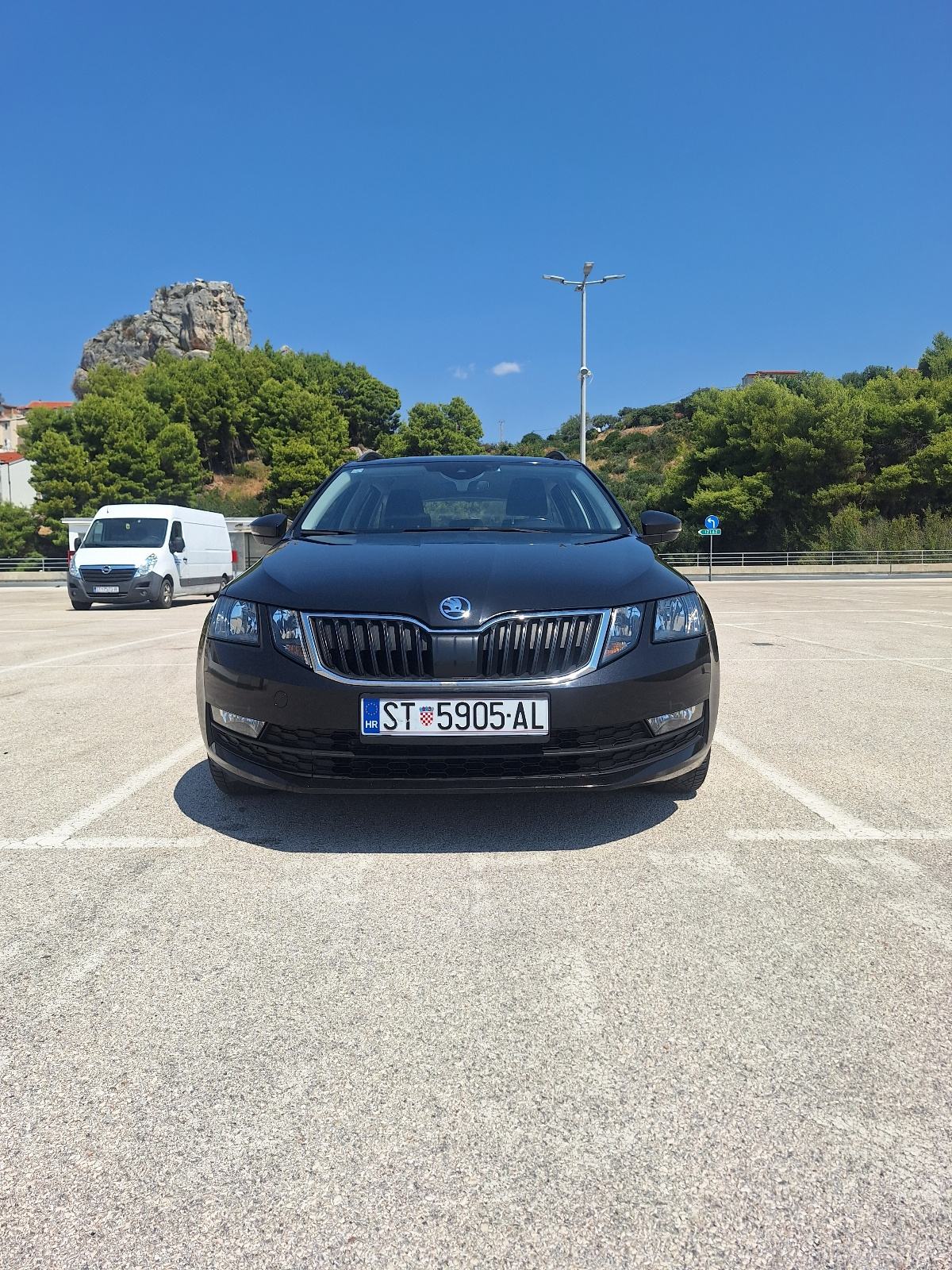 Škoda Octavia 115 KS, VELIKI SERVI NAPRAVLJEN, NOVE CONTI GUME!!!!!!!!, fotografija 1