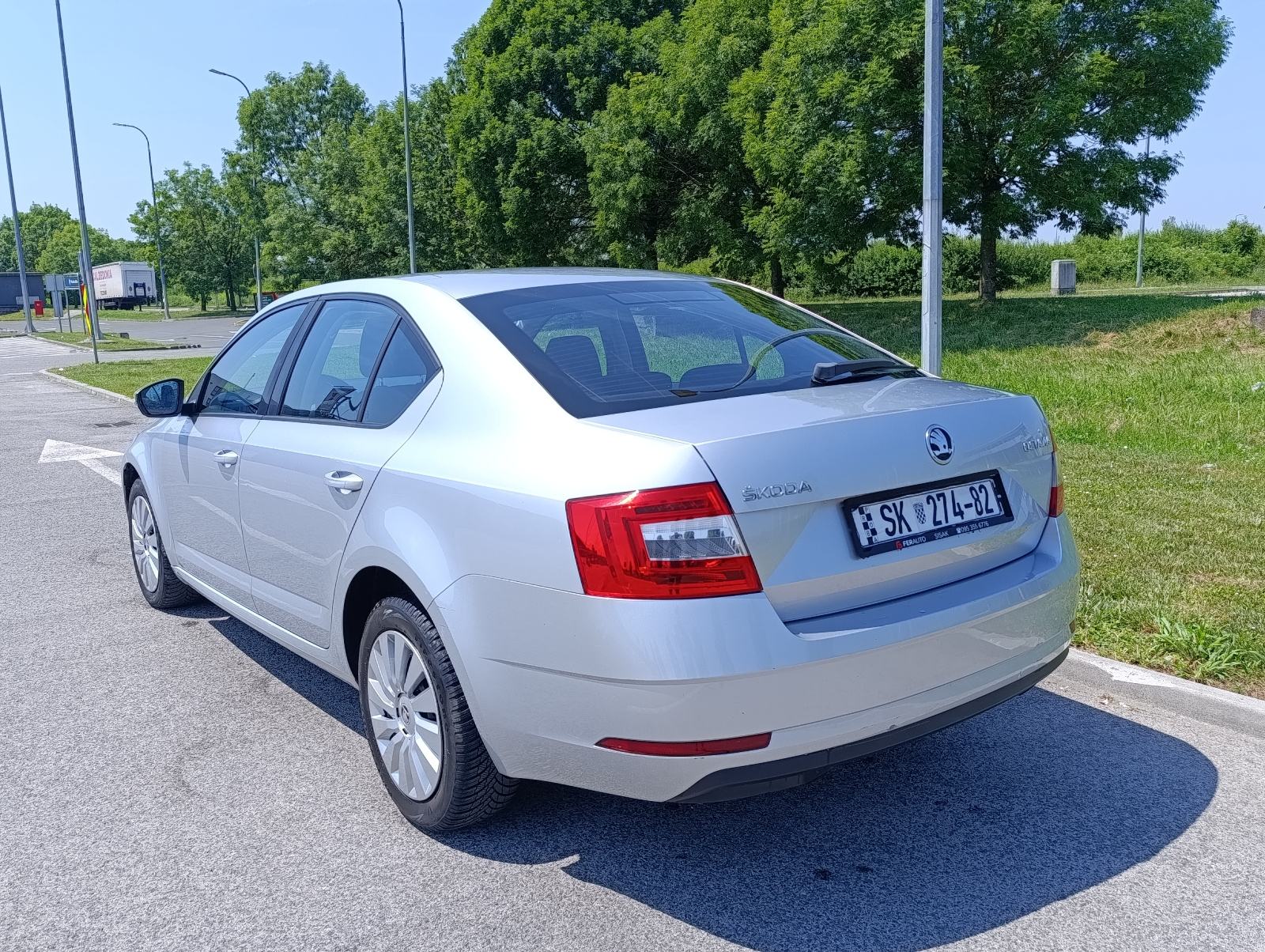 ŠKODA OCTAVIA 1.6 TDI 2017. - AKCIJA 8.888 EUR, fotografija 7