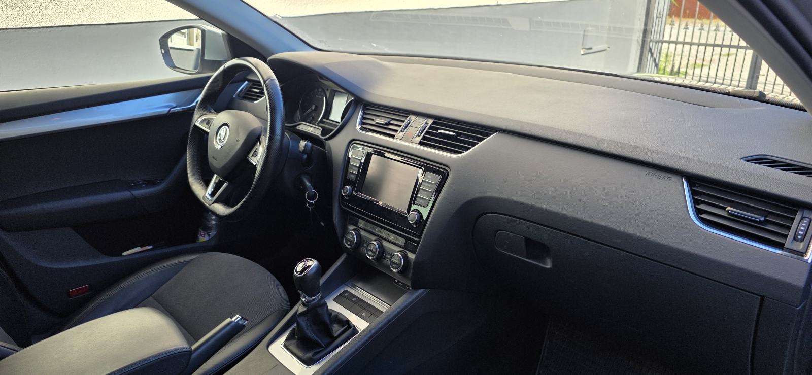 Škoda Octavia 1,6 TDI MOGUĆA ZAMJENA, fotografija 7