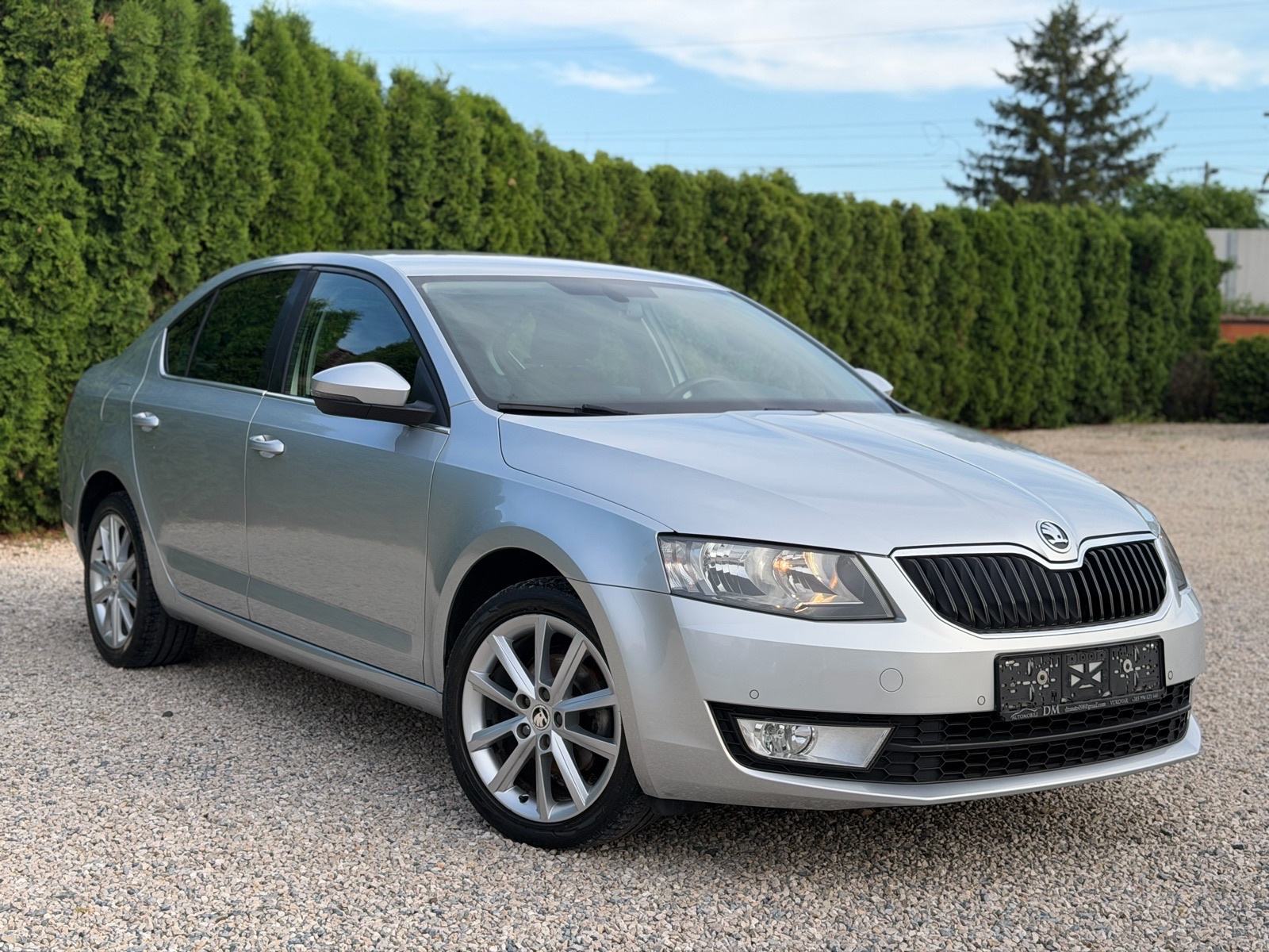 Škoda Octavia 1,6 TDI * Navigacija,Grijanje sjedala,Temp.,Alu felge*, fotografija 4