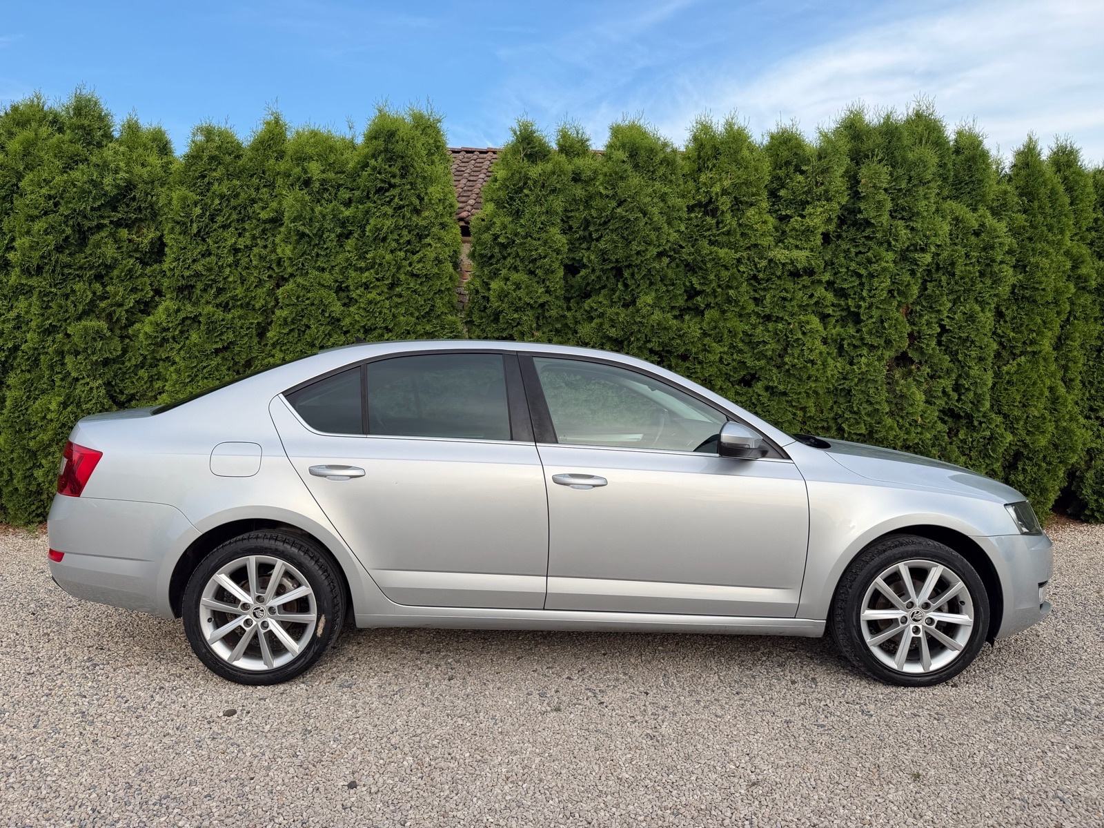 Škoda Octavia 1,6 TDI * Navigacija,Grijanje sjedala,Temp.,Alu felge*, fotografija 5