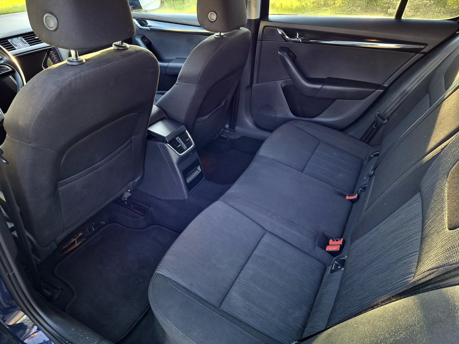 Škoda Octavia 1.6 TDI, reg 08/2027., HR vozilo, VLASNIK u prometnoj, fotografija 12