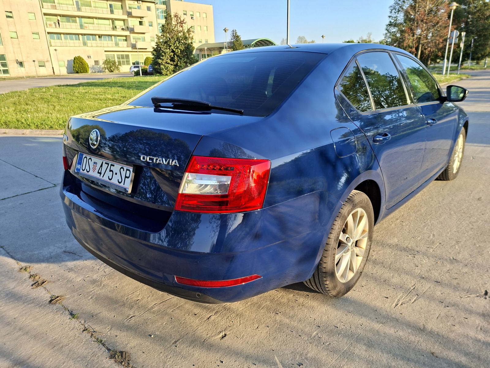 Škoda Octavia 1.6 TDI, reg 08/2027., HR vozilo, VLASNIK u prometnoj, fotografija 7