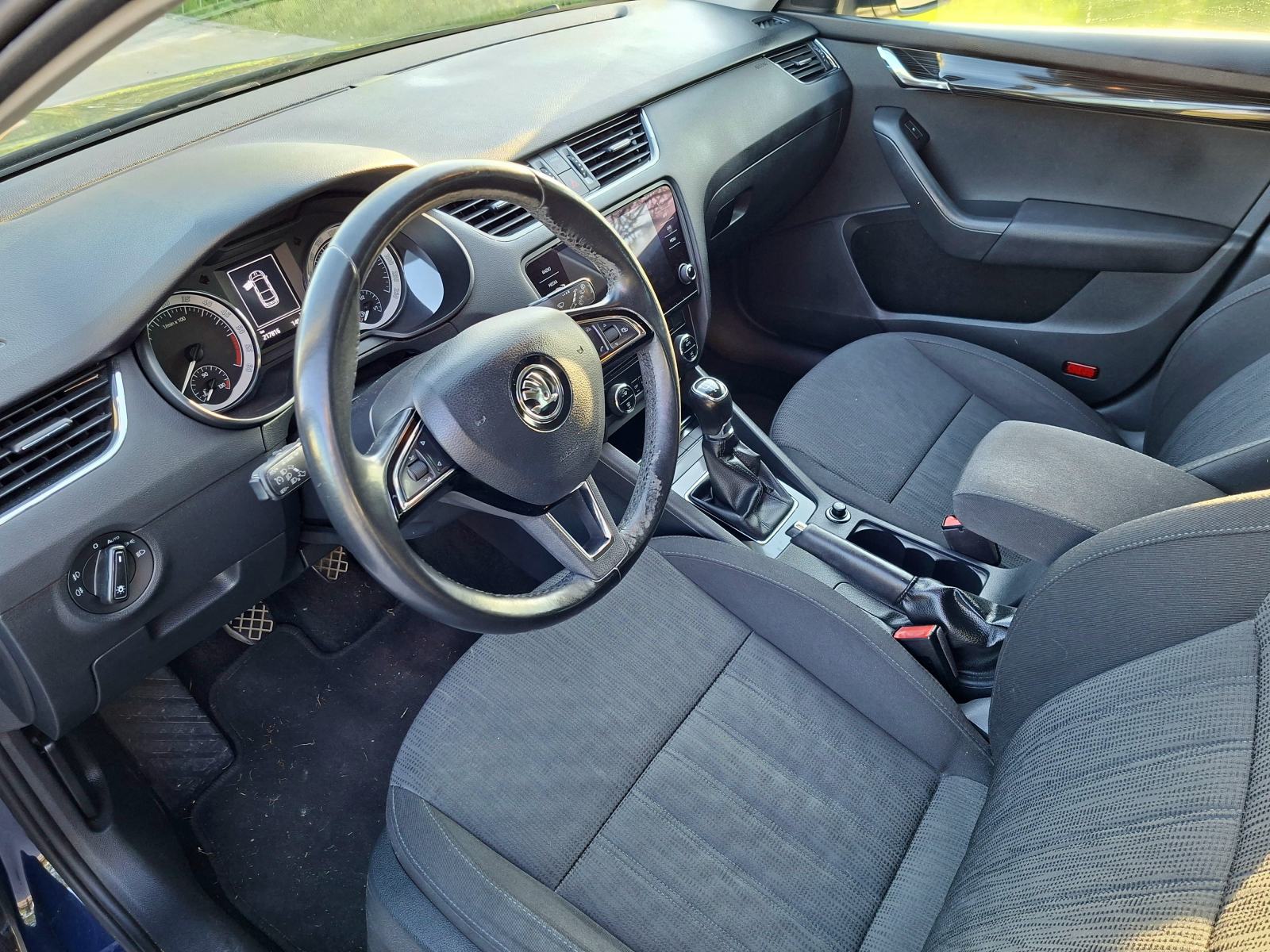 Škoda Octavia 1.6 TDI, reg 08/2027., HR vozilo, VLASNIK u prometnoj, fotografija 10