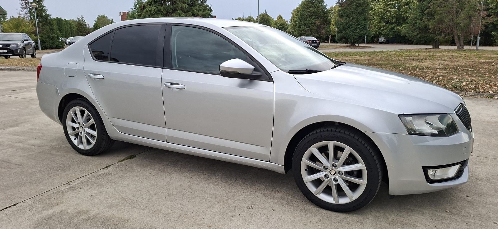 Škoda Octavia 1.6 Tdi Navigacija,tempomat,veliki servis..., fotografija 2
