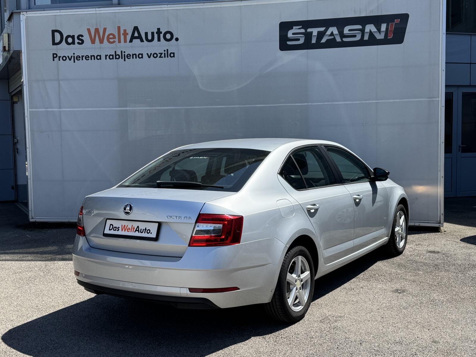 Škoda Octavia 1,6 TDI SIMPLY, fotografija 5