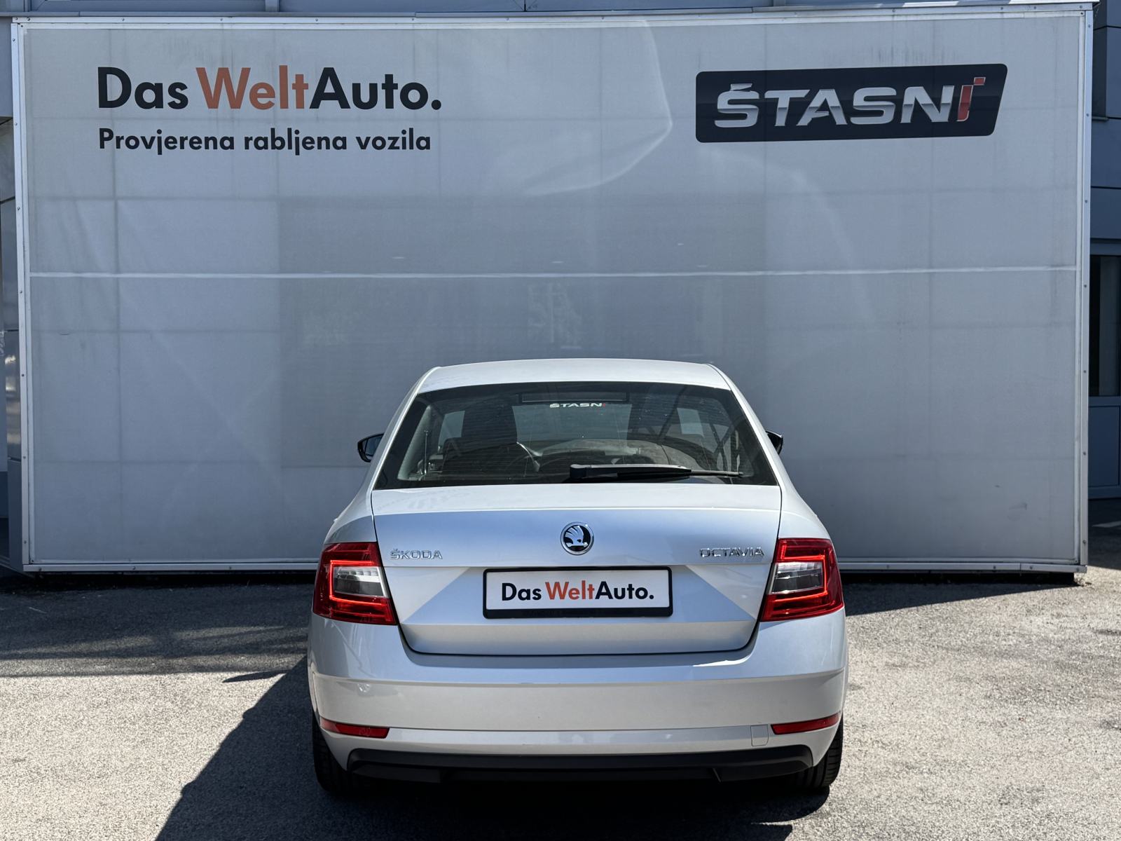 Škoda Octavia 1,6 TDI SIMPLY, fotografija 6