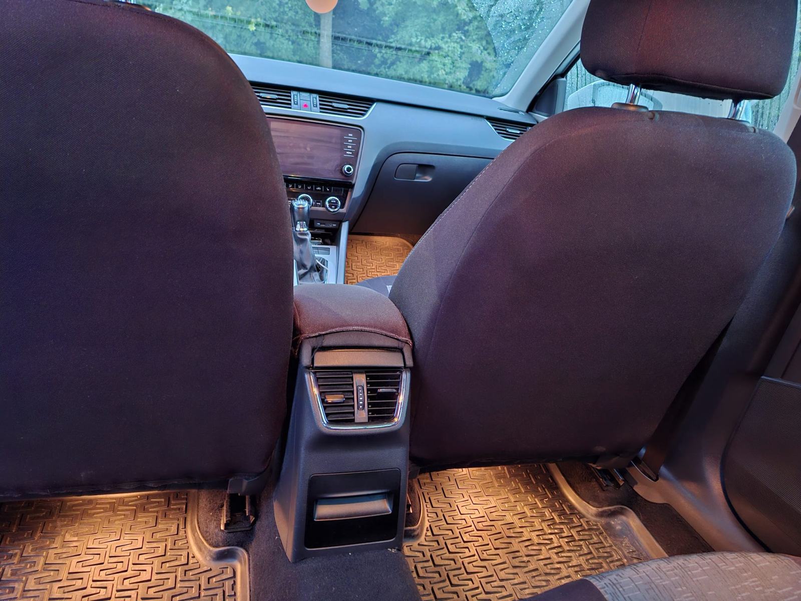 Škoda Octavia 1,6 TDI, fotografija 6