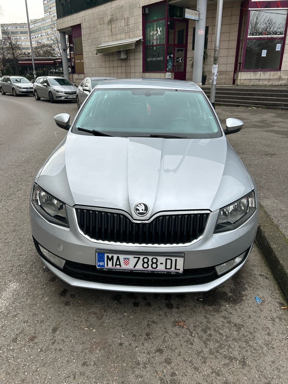 Škoda Octavia 1,6 TDI, pogled izvana - slika 1