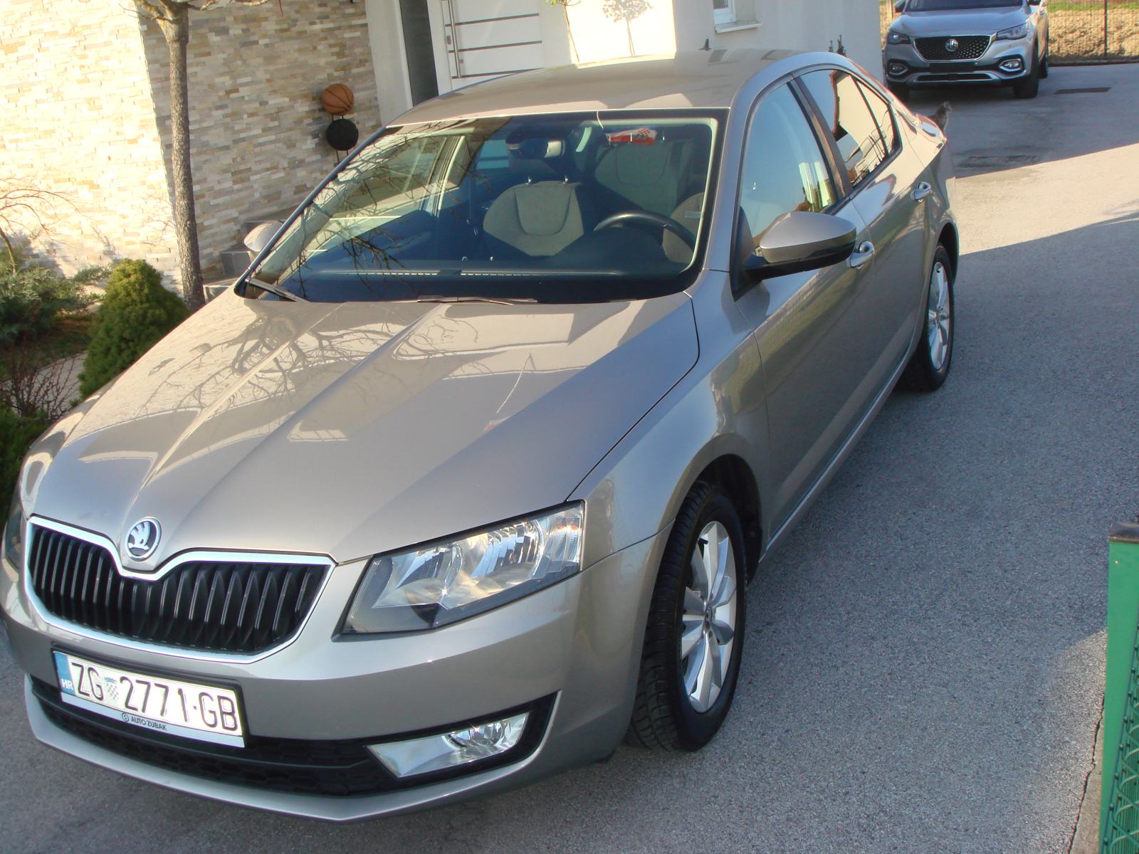 Škoda Octavia 1,6 TDI, fotografija 3