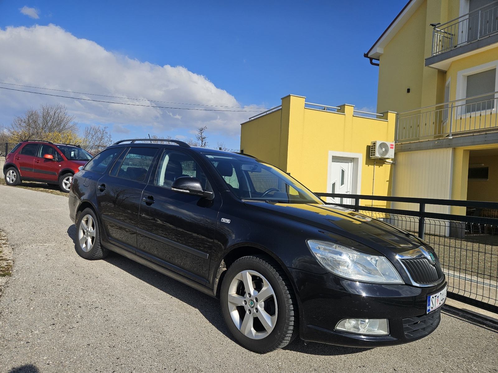 Škoda Octavia 1,6 TDI reg 1 god, fotografija 4
