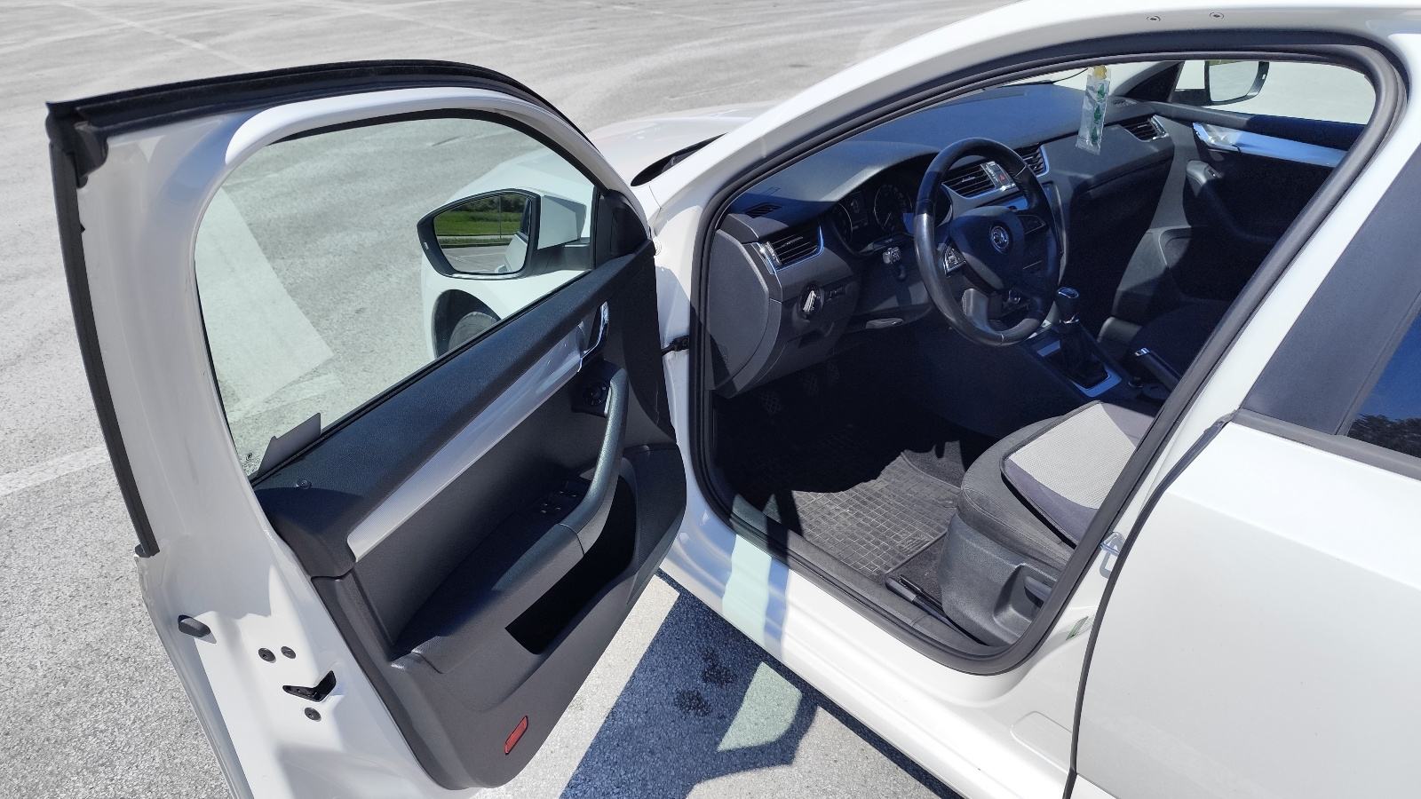 Škoda Octavia 1,6 TDI, fotografija 12