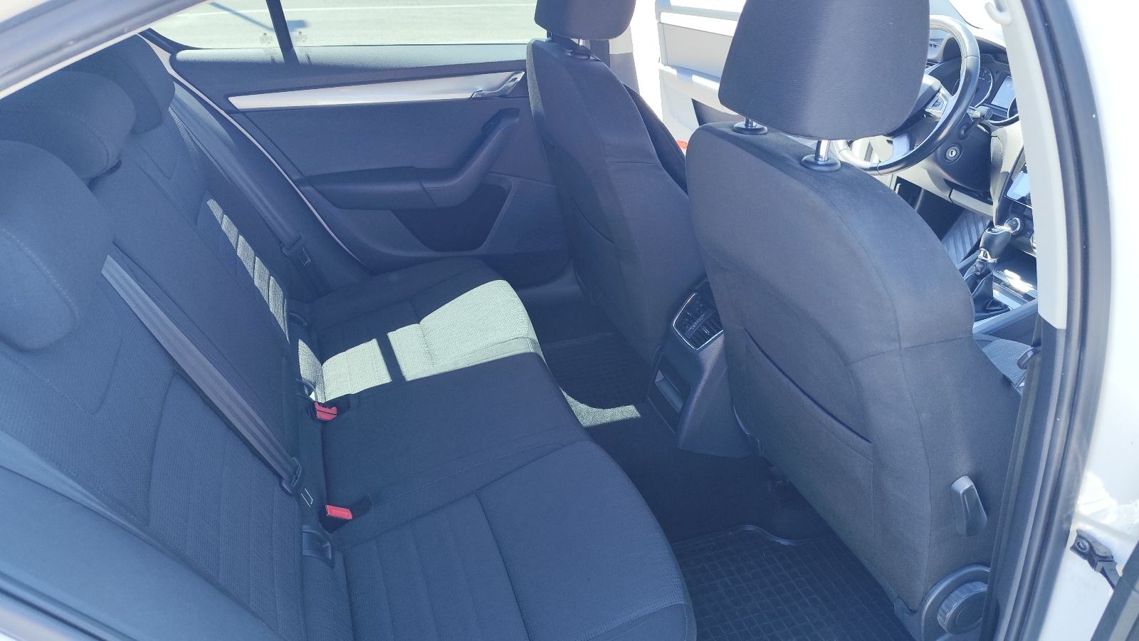 Škoda Octavia 1,6 TDI, fotografija 11