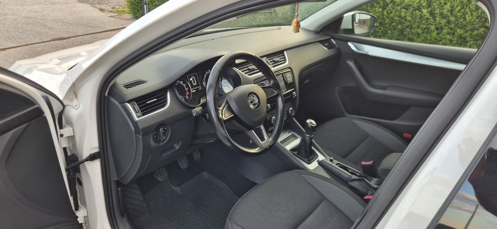 Škoda Octavia 1,6 TDI, fotografija 7