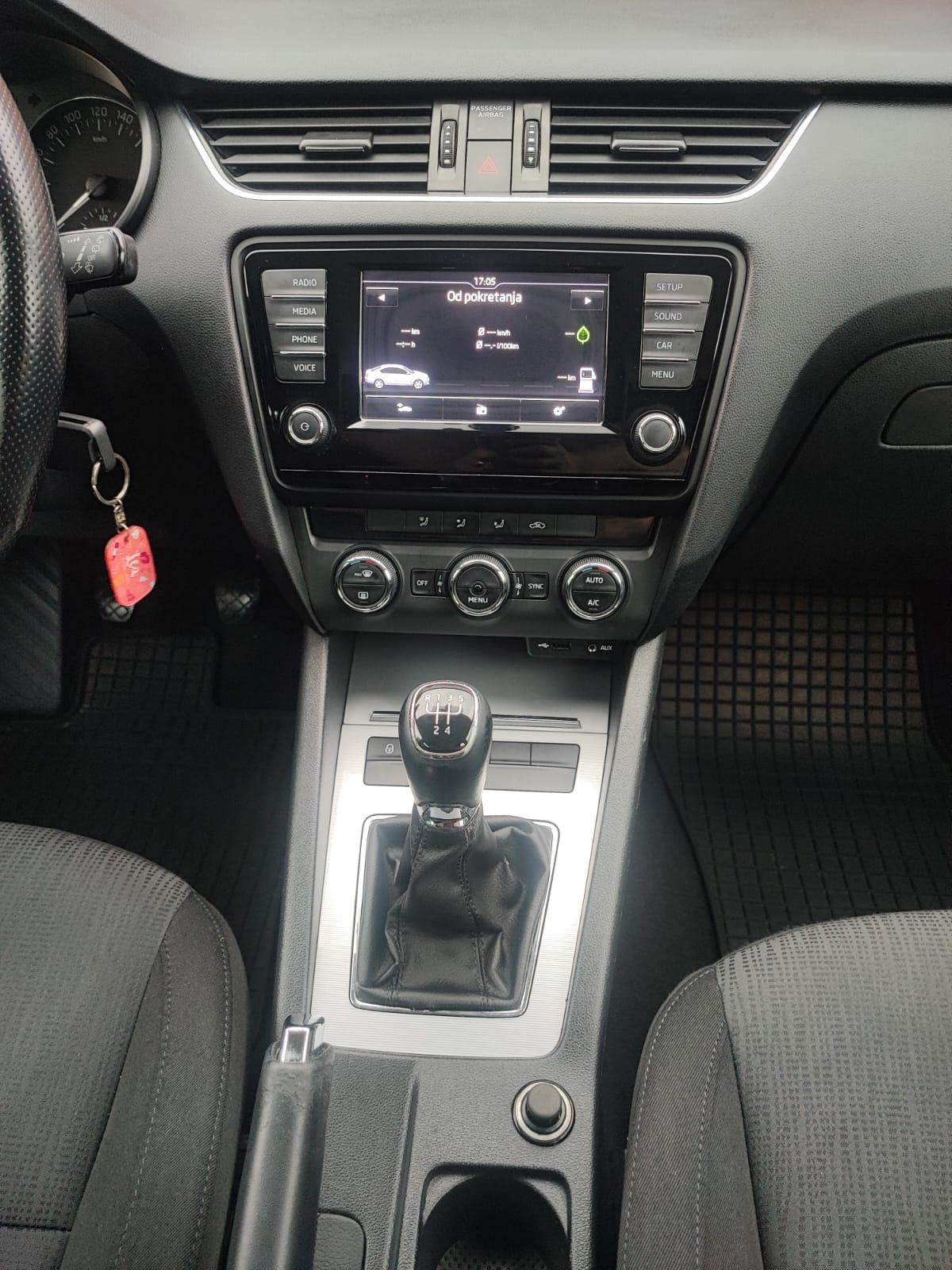 Škoda Octavia 1,6 TDI, fotografija 9