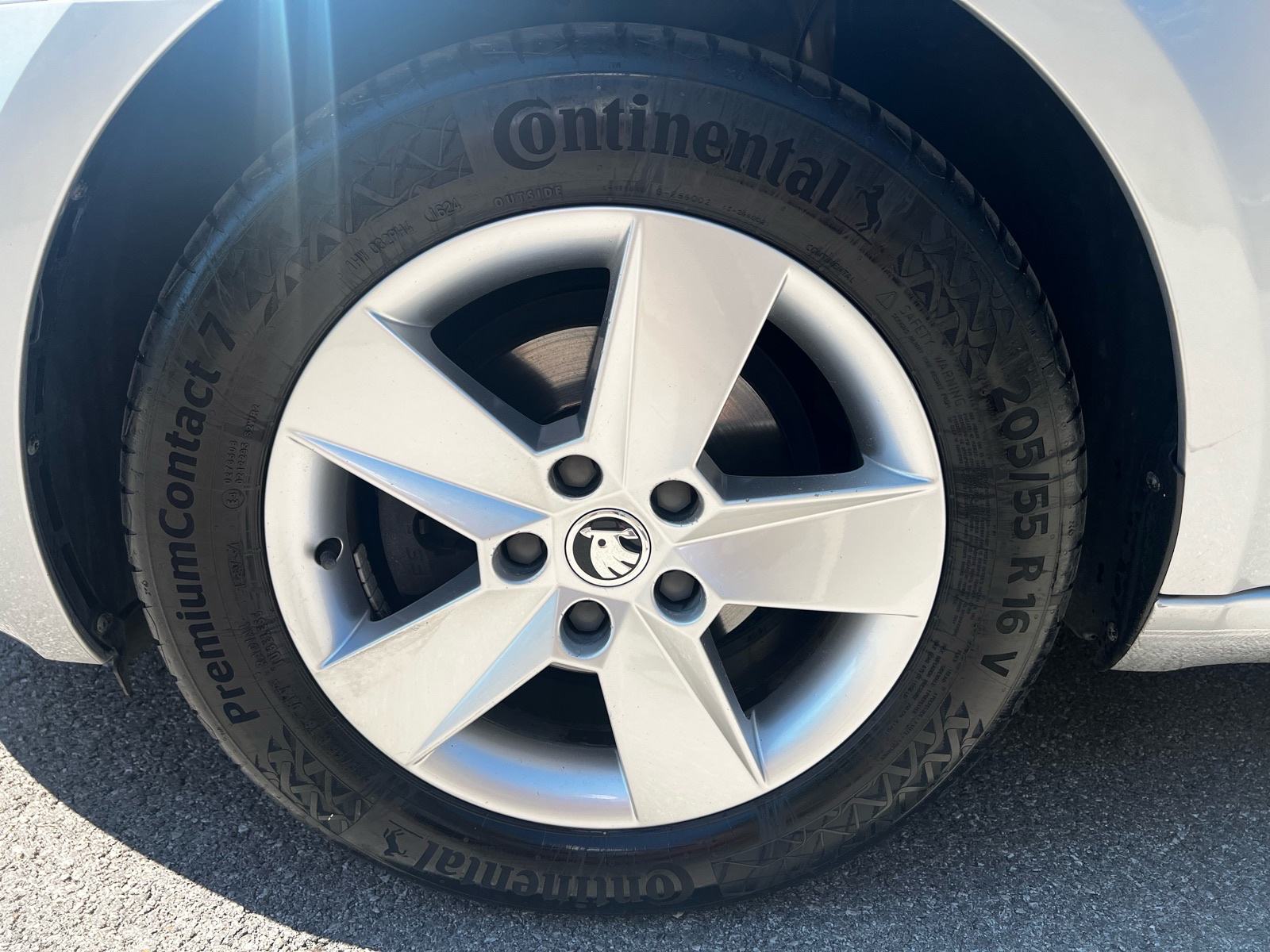 Škoda Octavia 1,6 TDI 2019. Reg.god.dana+Veliki servis, fotografija 5