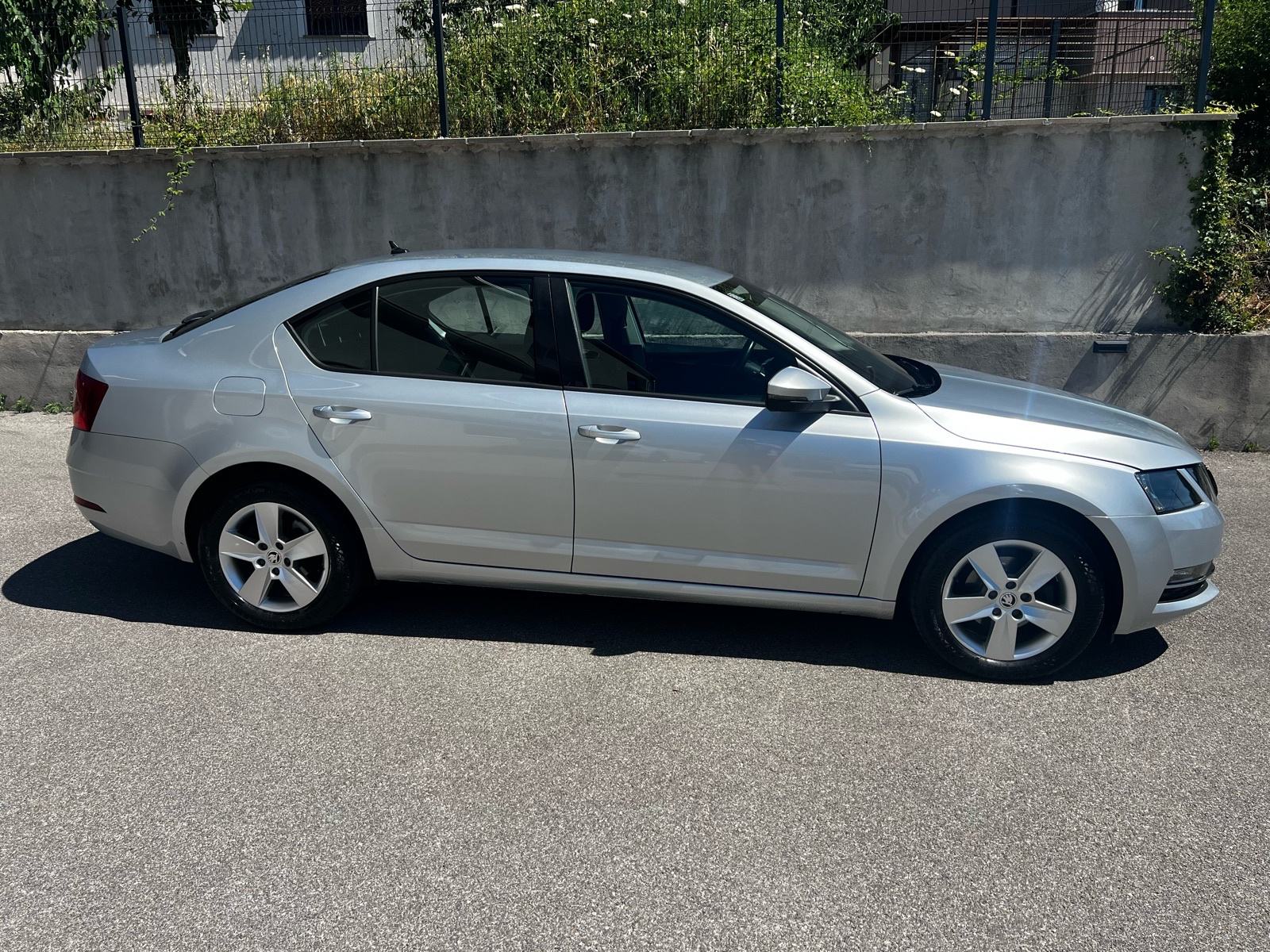 Škoda Octavia 1,6 TDI 2019. Reg.god.dana+Veliki servis, fotografija 7