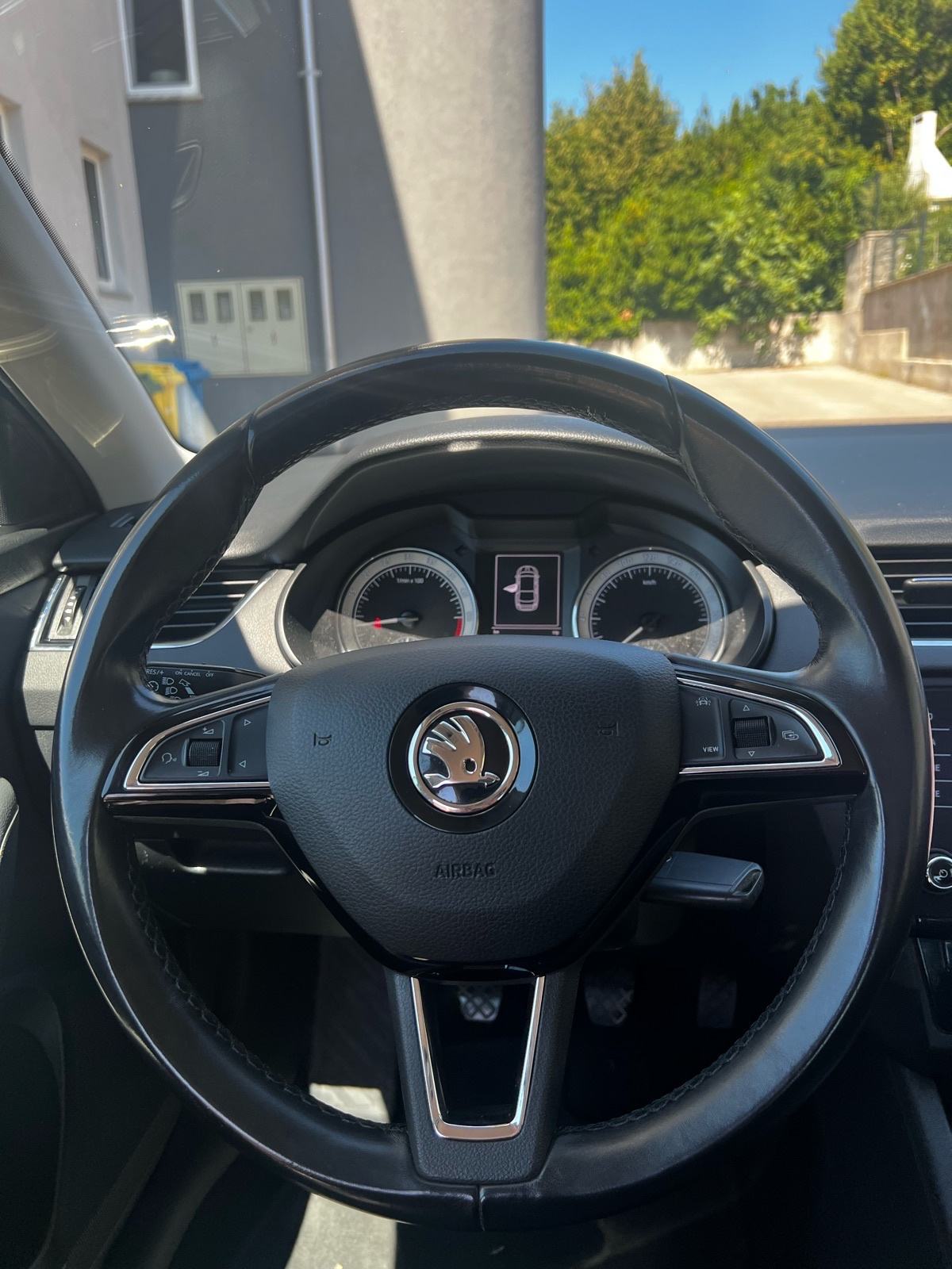 Škoda Octavia 1,6 TDI 2019. Reg.god.dana+Veliki servis, fotografija 8