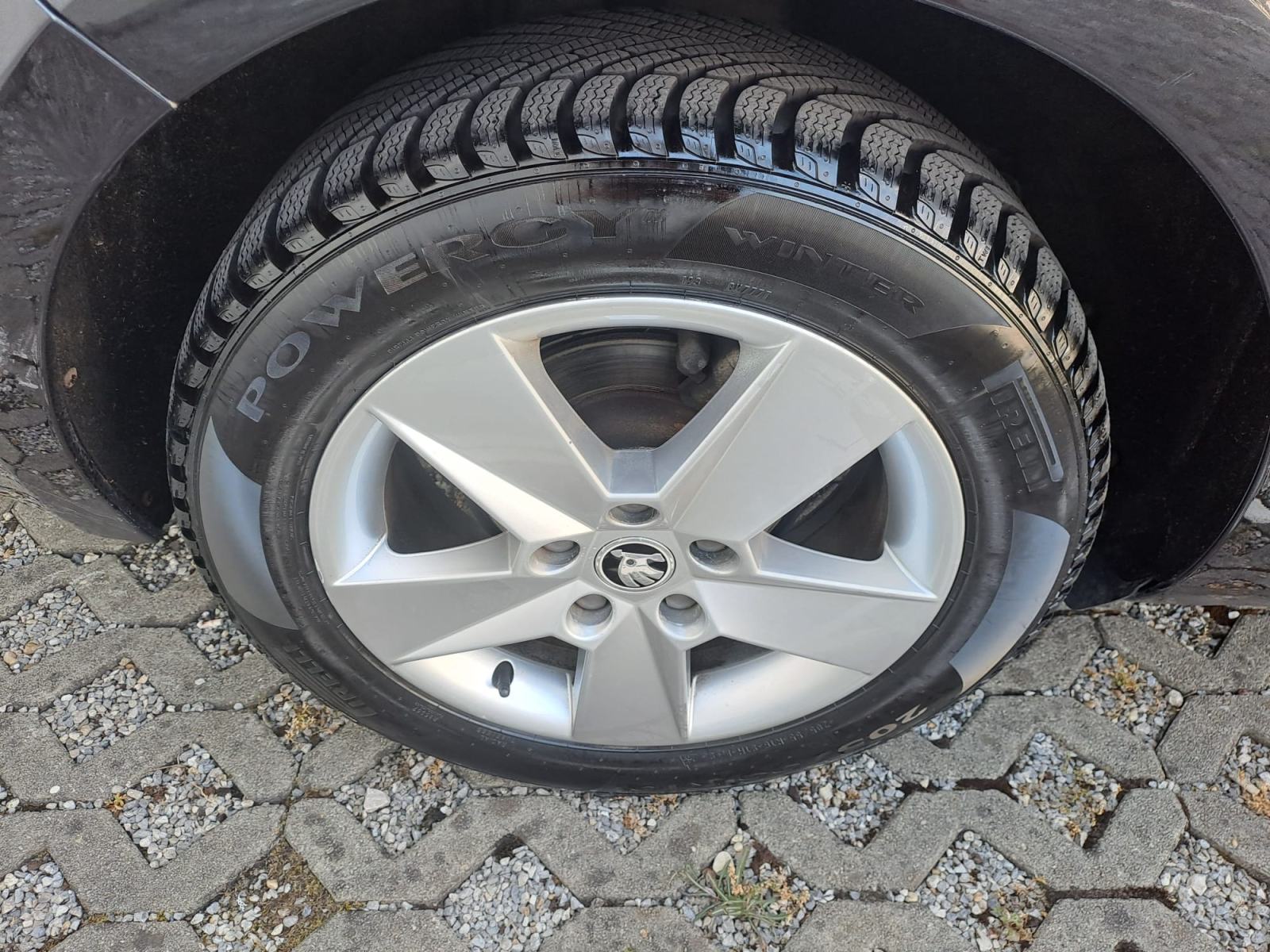 Škoda Octavia 1.6 TDI, fotografija 3