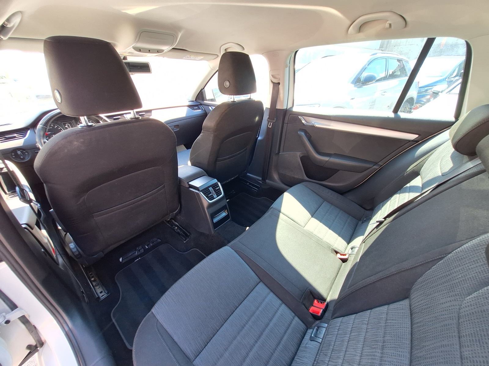 Škoda Octavia 1,6 TDI, fotografija 18