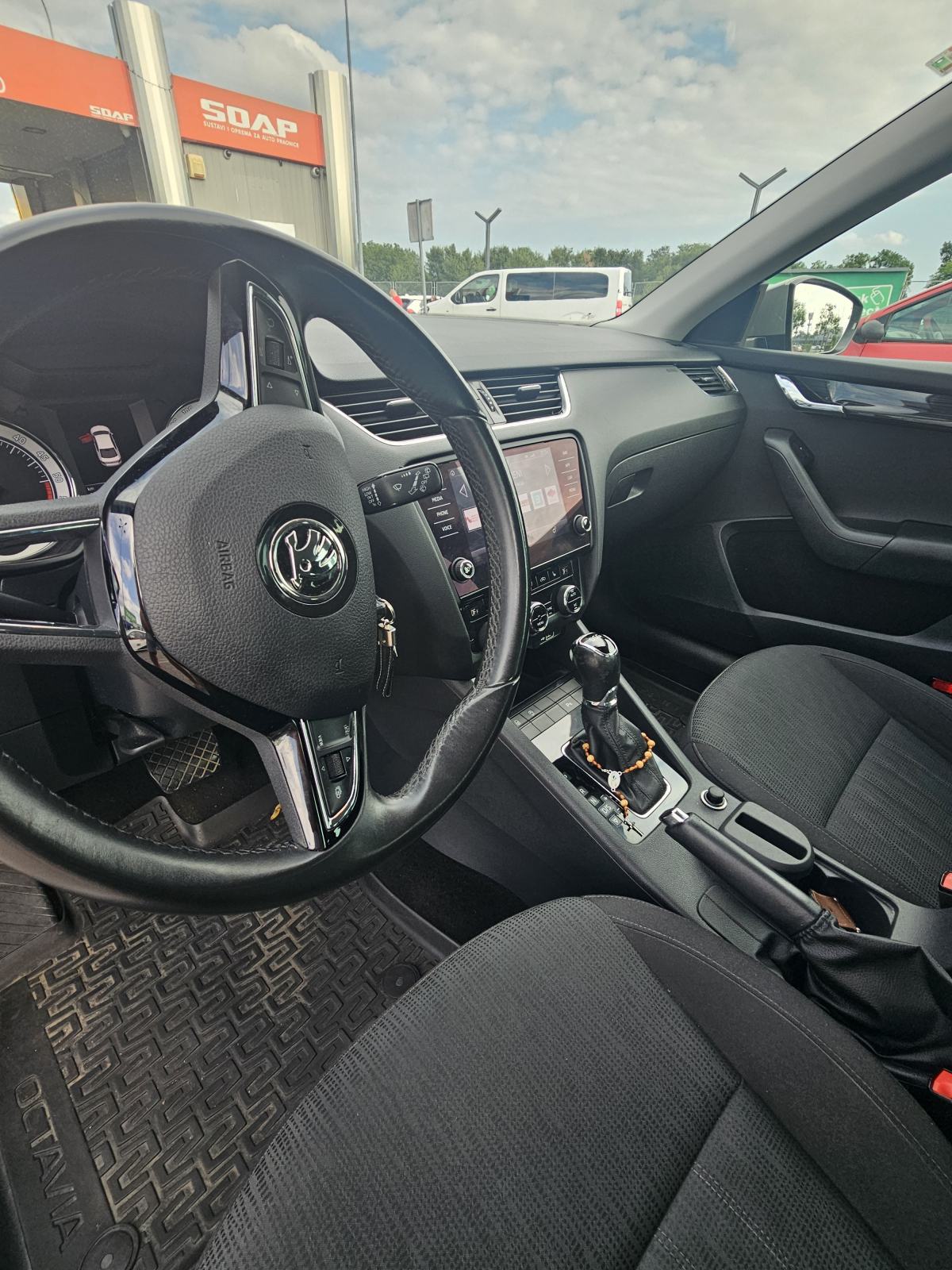 Škoda Octavia 1,6 TDI, fotografija 6