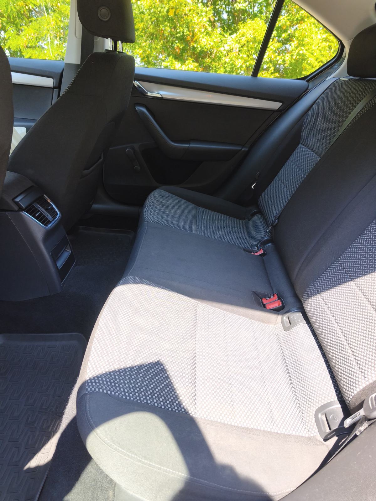 Škoda Octavia 1,6 TDI, fotografija 12