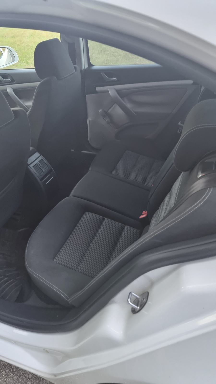 Škoda Octavia 1,6 TDI, fotografija 2