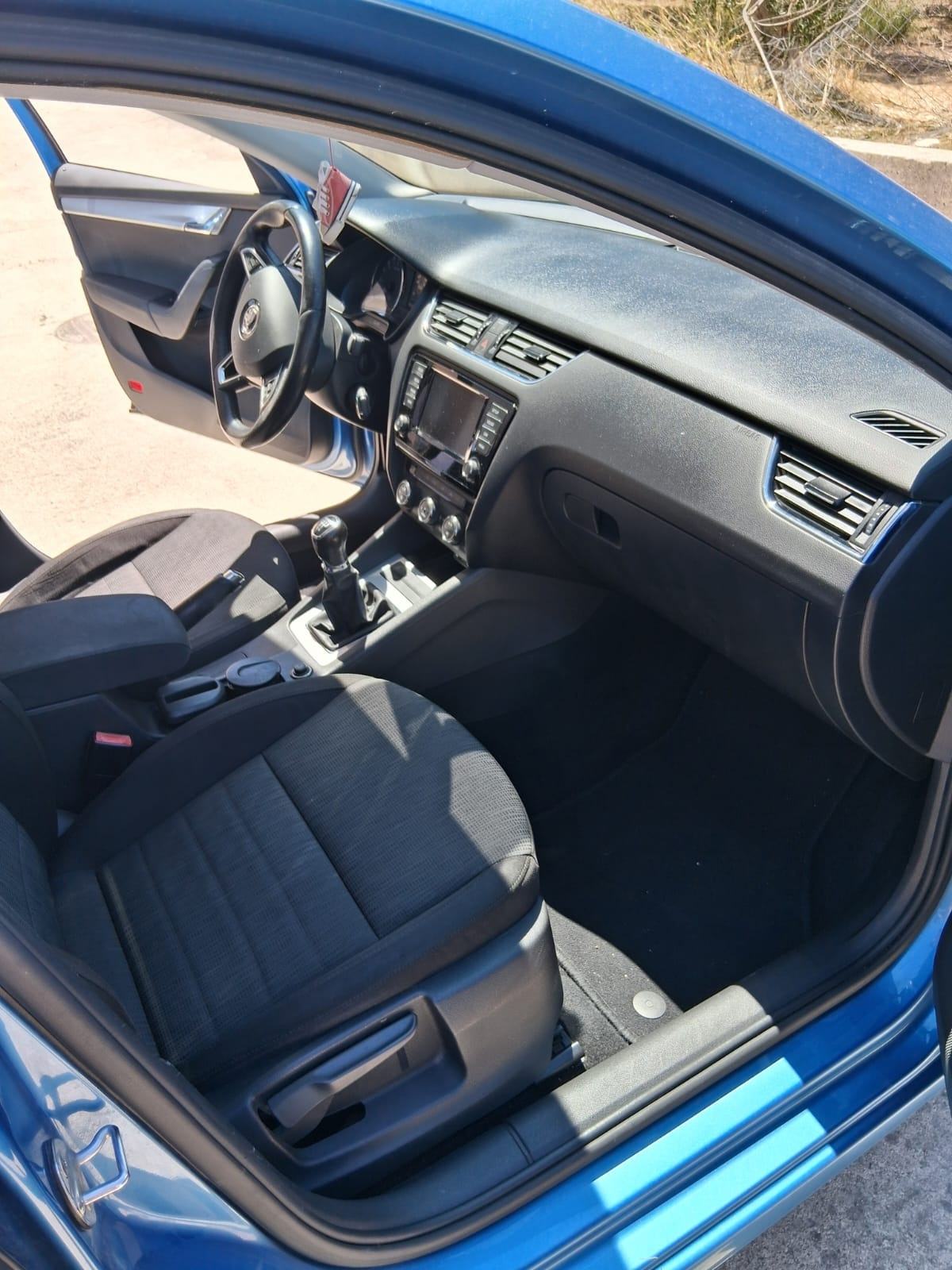 Škoda Octavia 1,6 TDI, fotografija 15