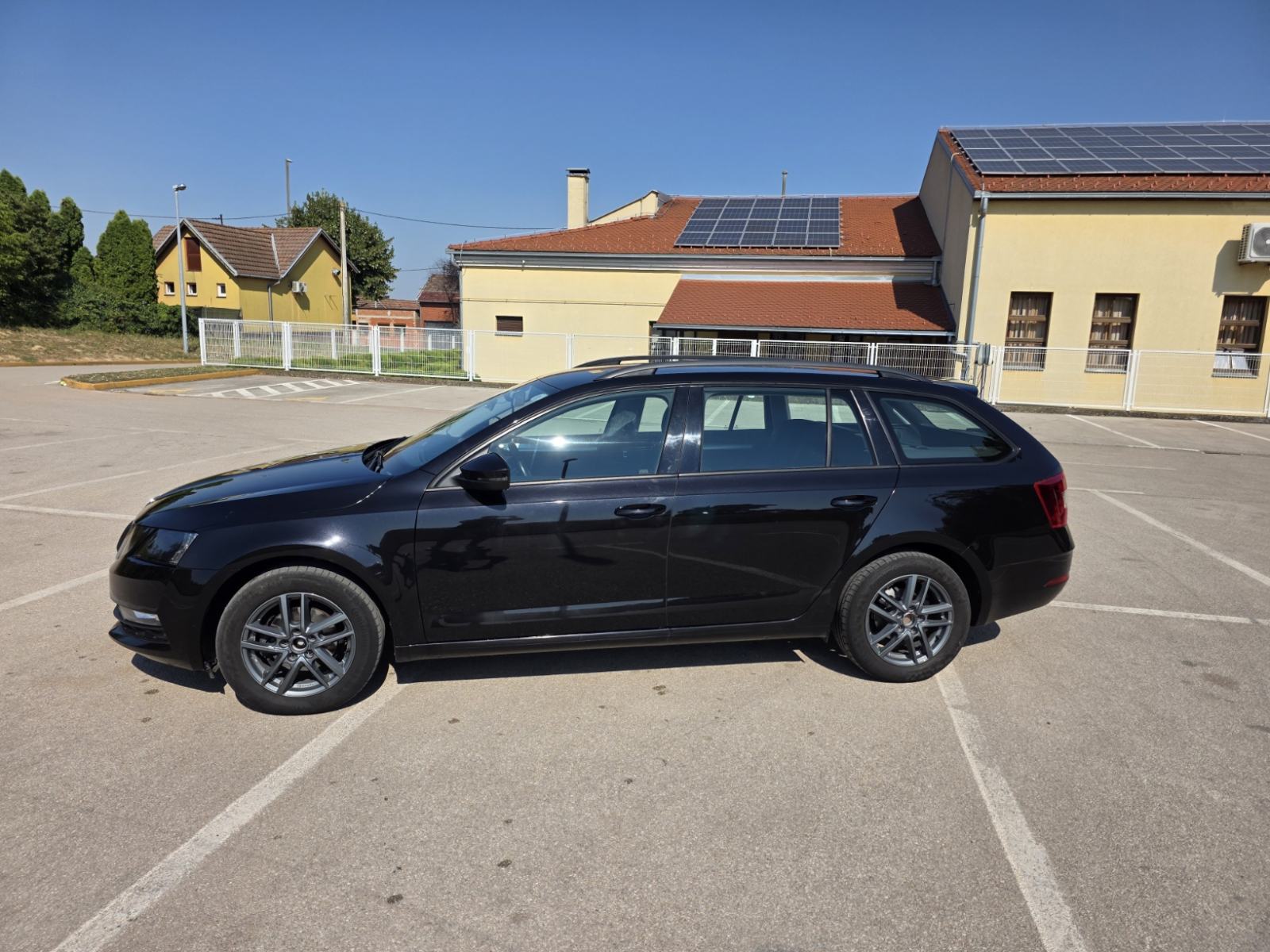 Škoda Octavia 1,6 TDI, fotografija 3