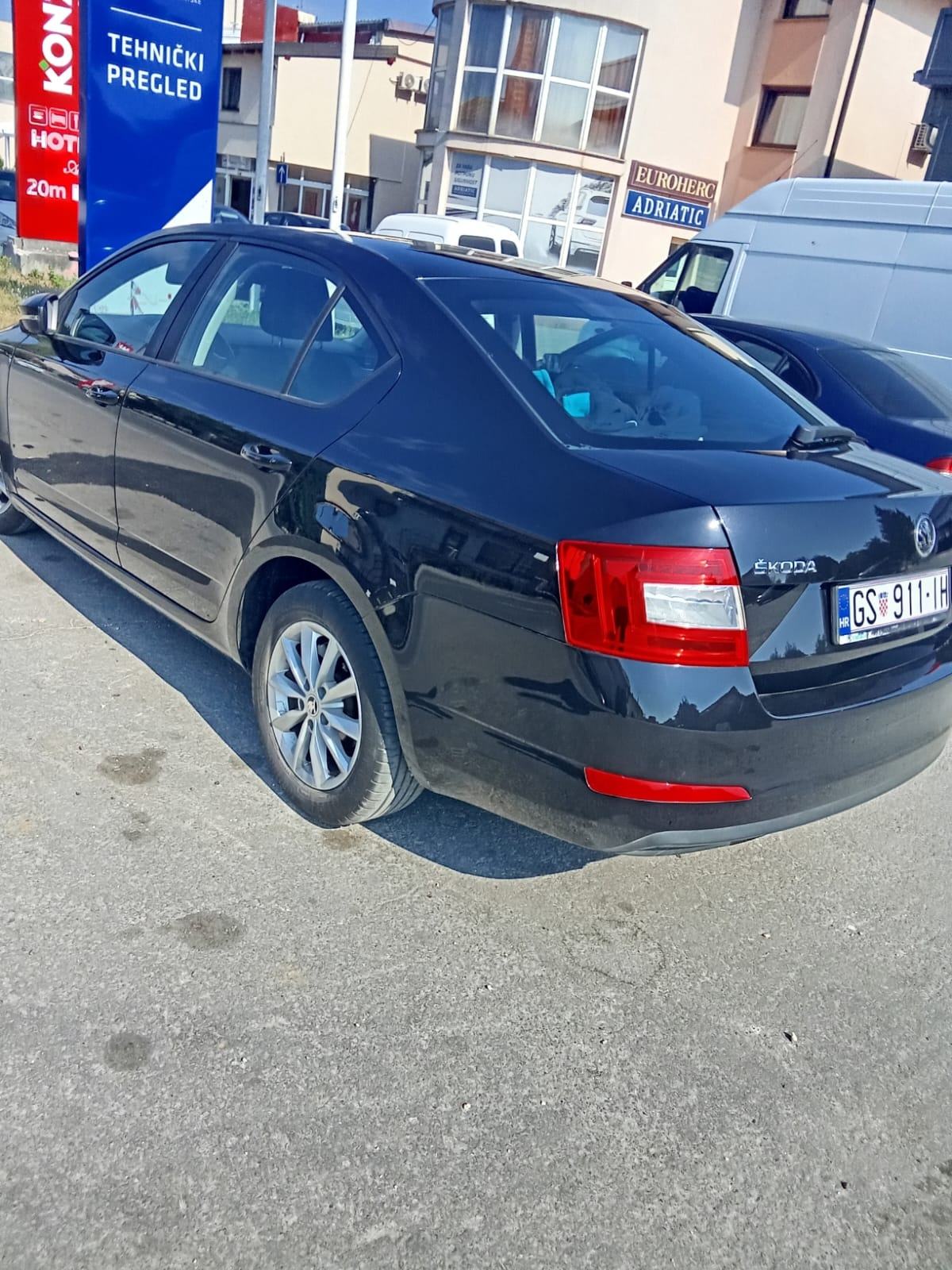 Škoda Octavia 1,6 TDI, fotografija 2