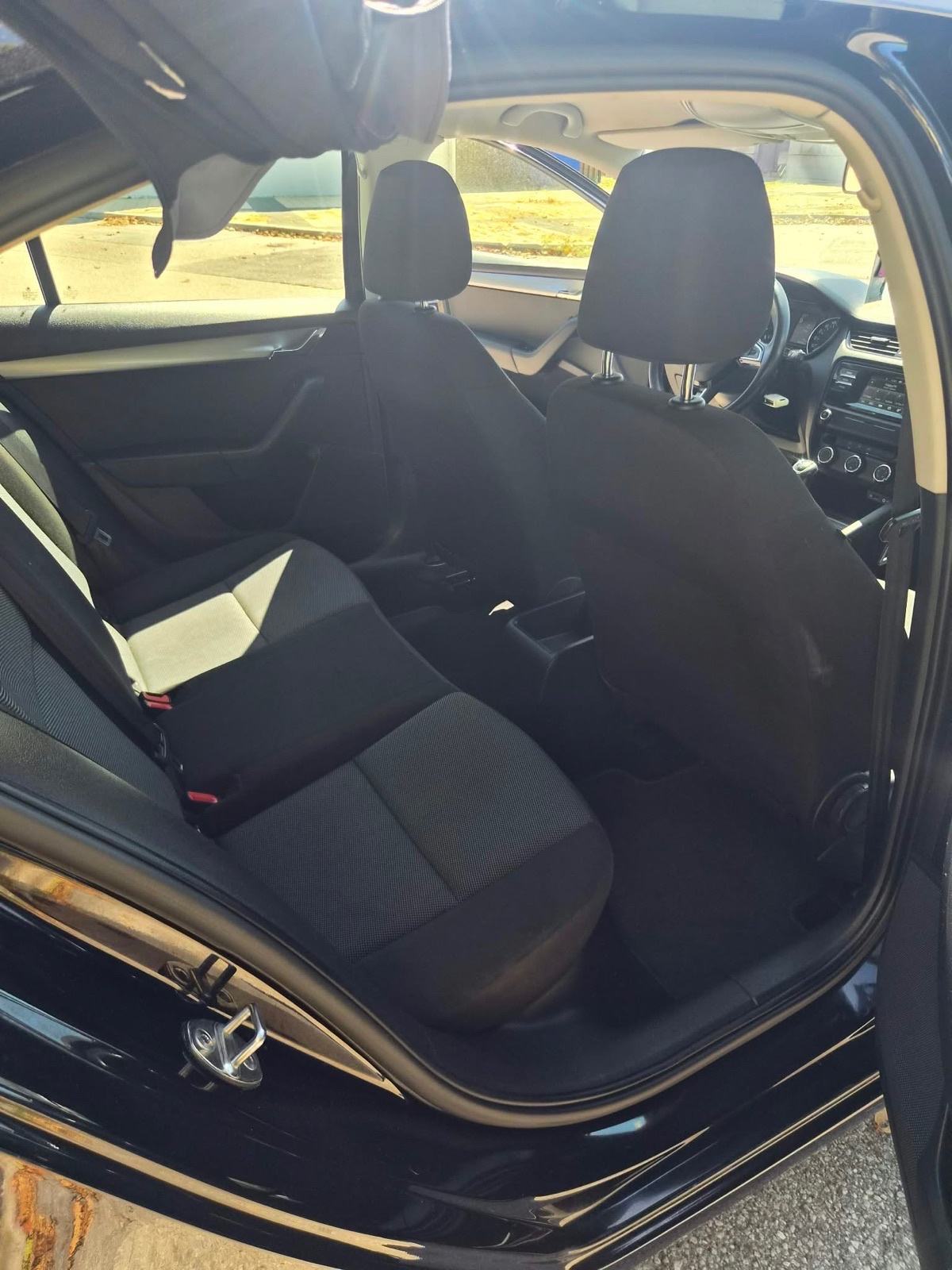Škoda Octavia 1,6 TDI, fotografija 12