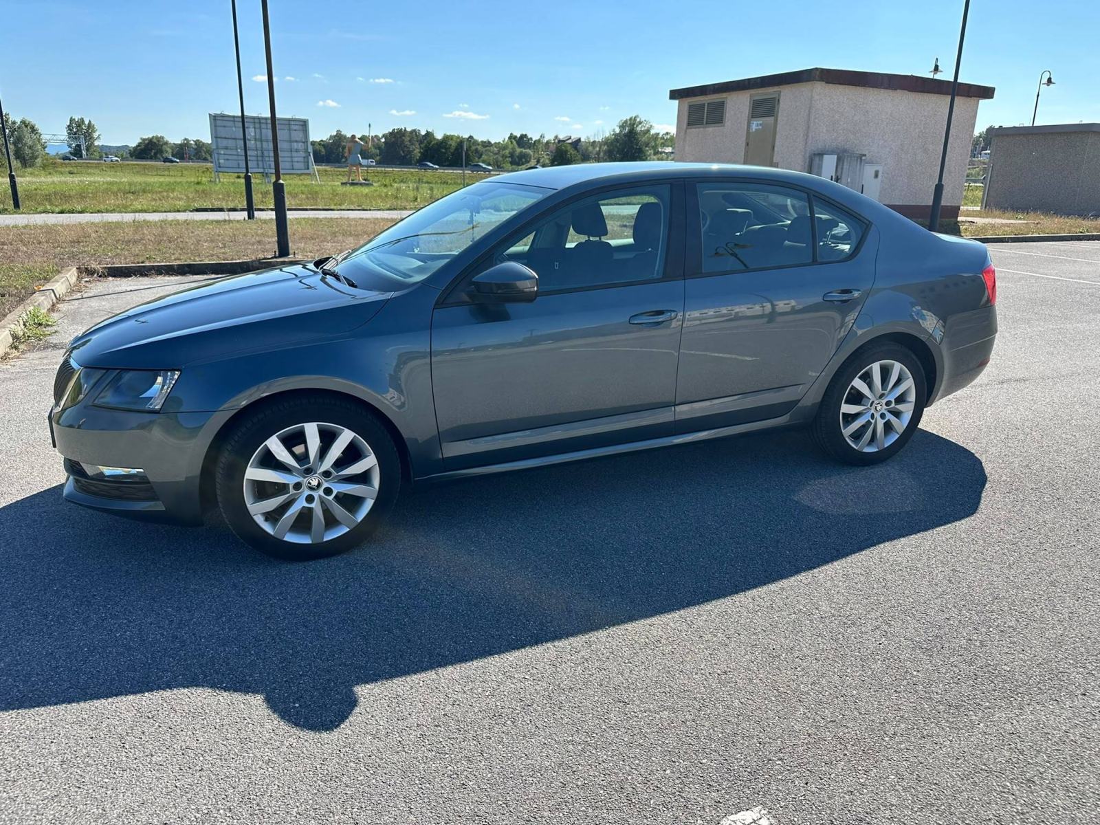 Škoda Octavia 1,6 TDI, fotografija 2