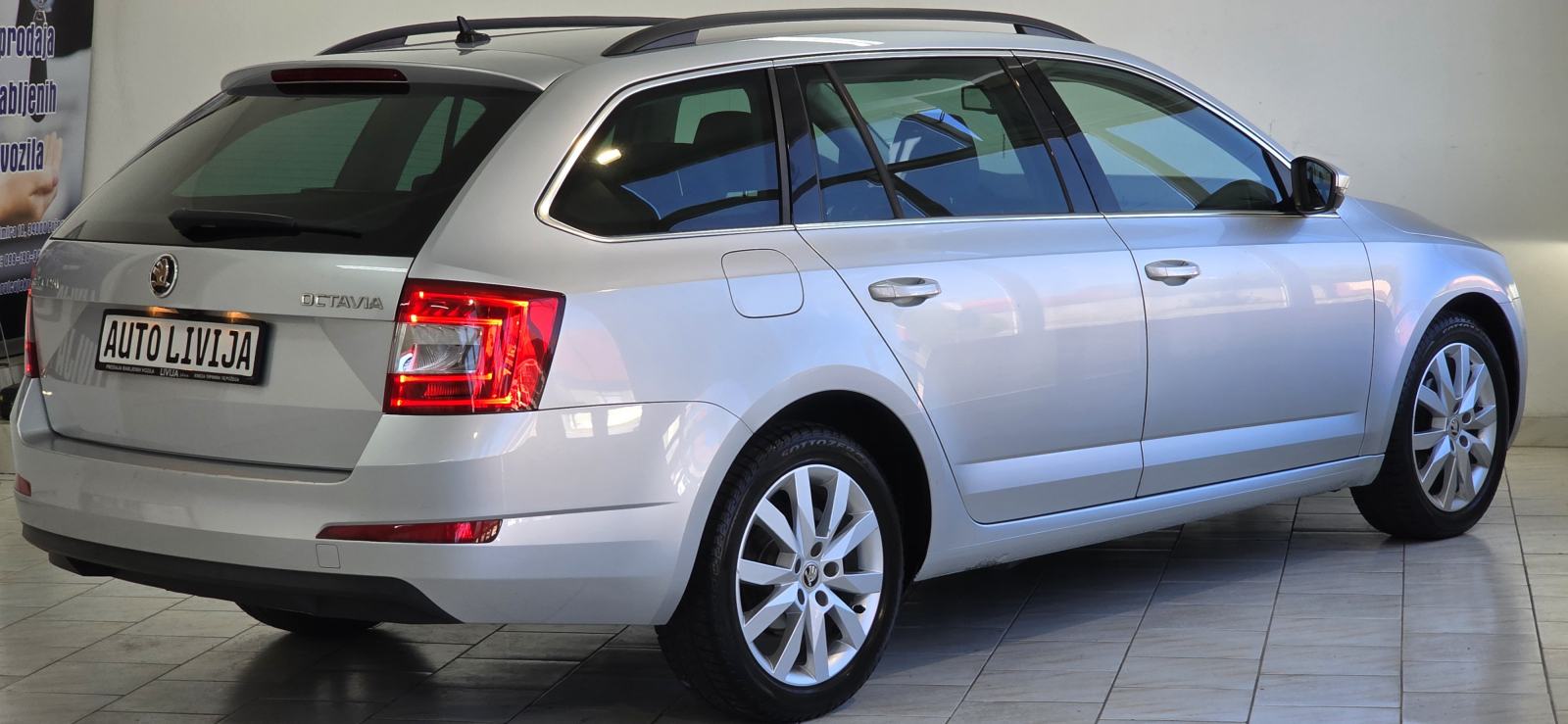 Škoda Octavia 1,6 TDI, fotografija 3