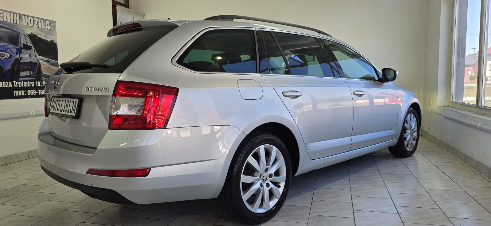 Škoda Octavia 1,6 TDI, fotografija 8