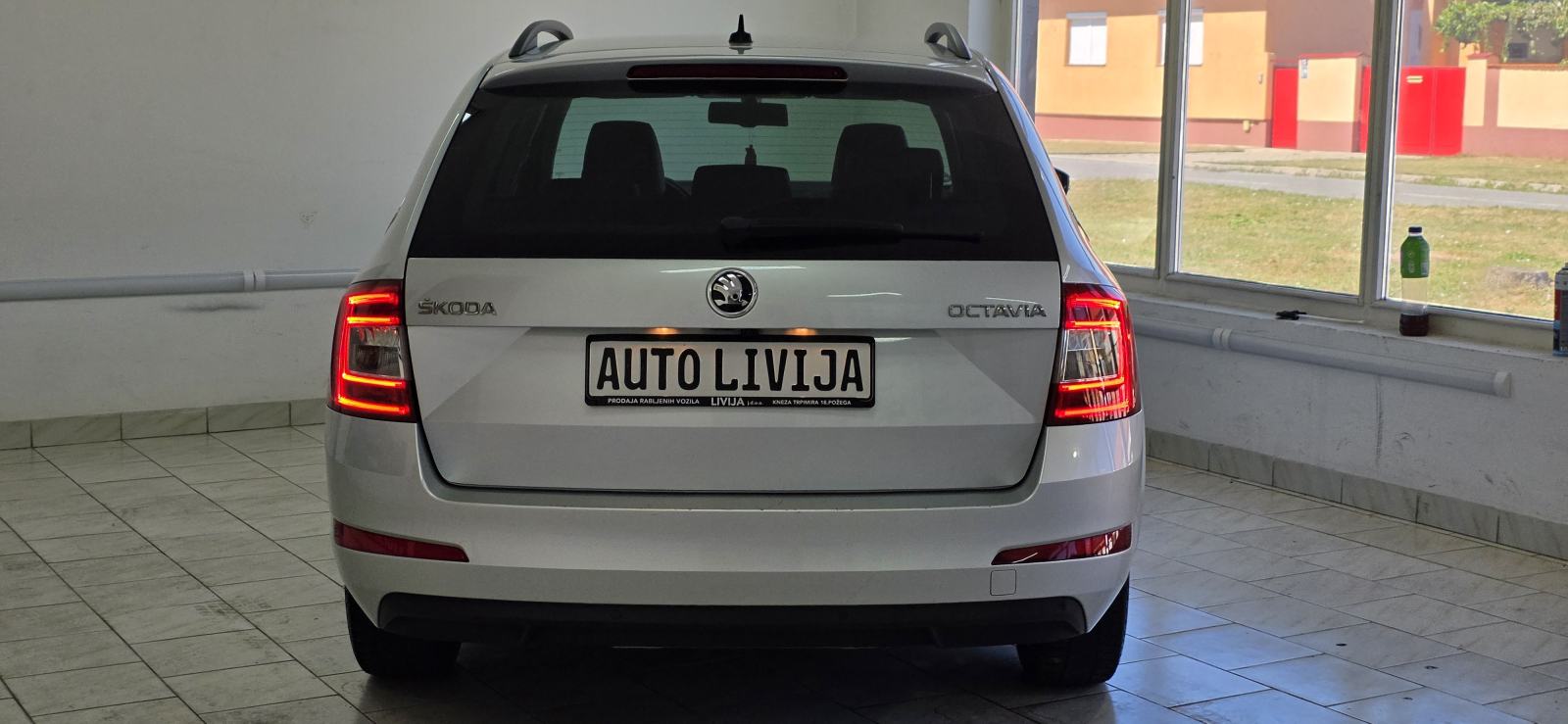 Škoda Octavia 1,6 TDI, fotografija 12